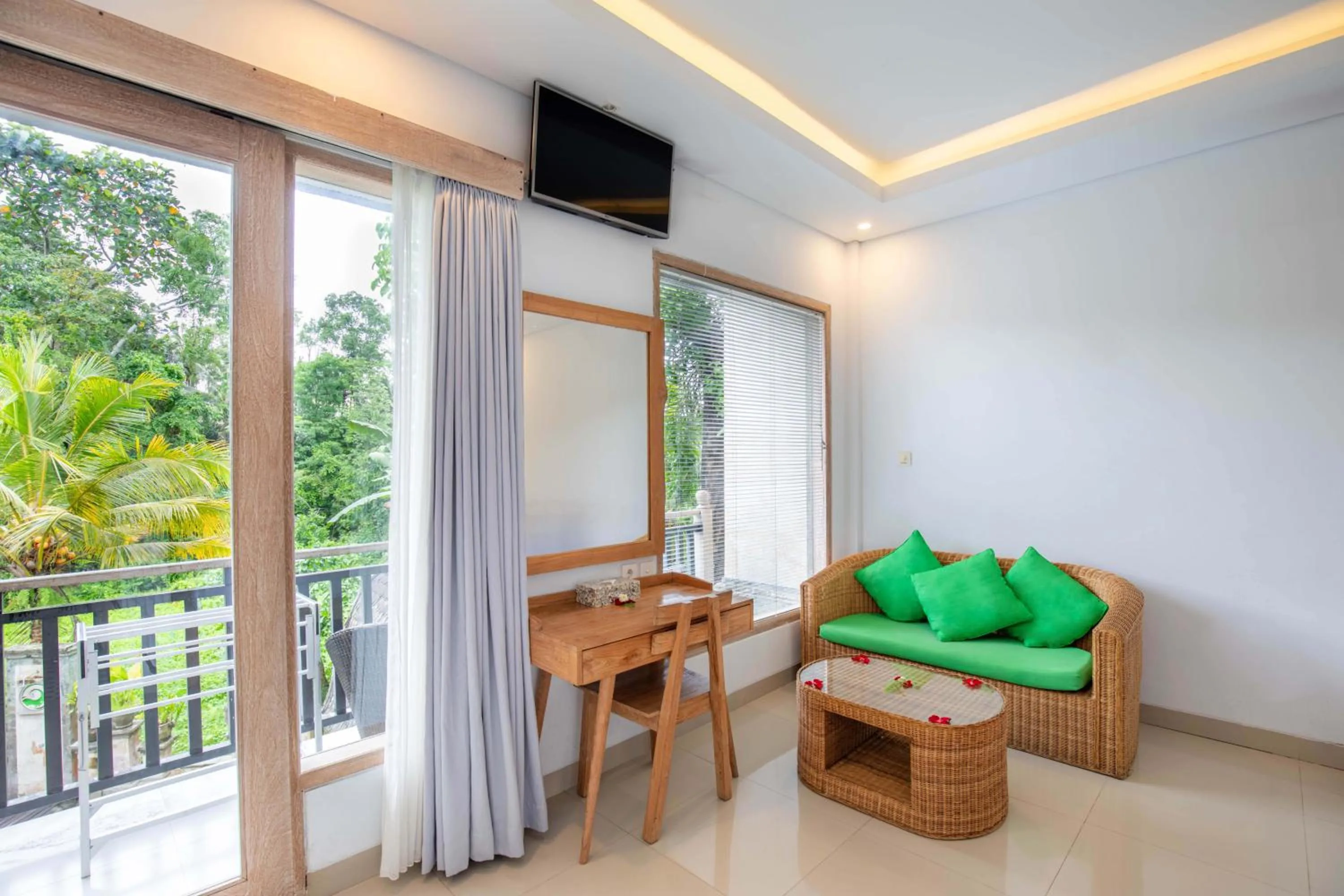 TV and multimedia in Amoya Inn