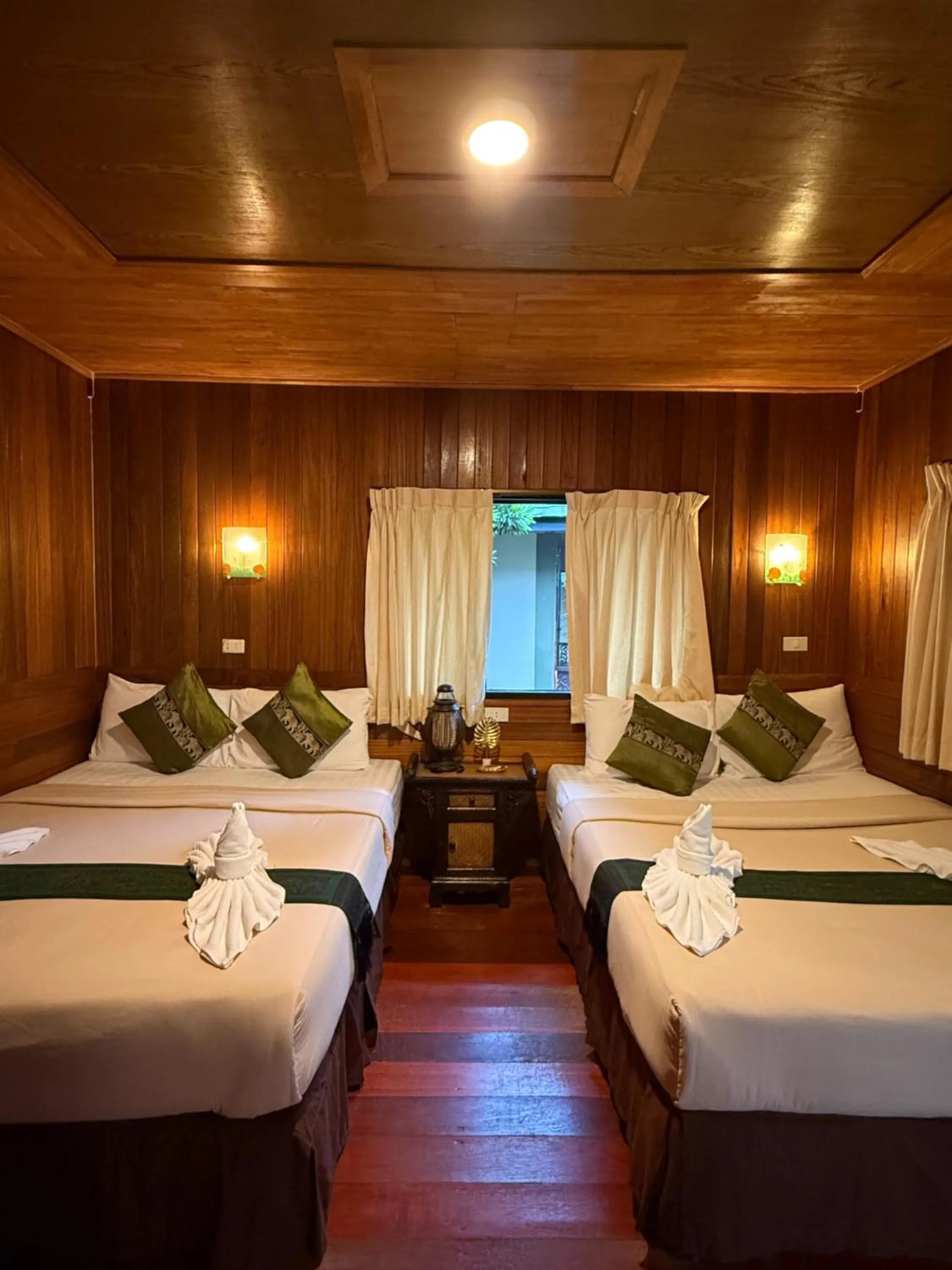 Bedroom, Bed in Dreamland Resort