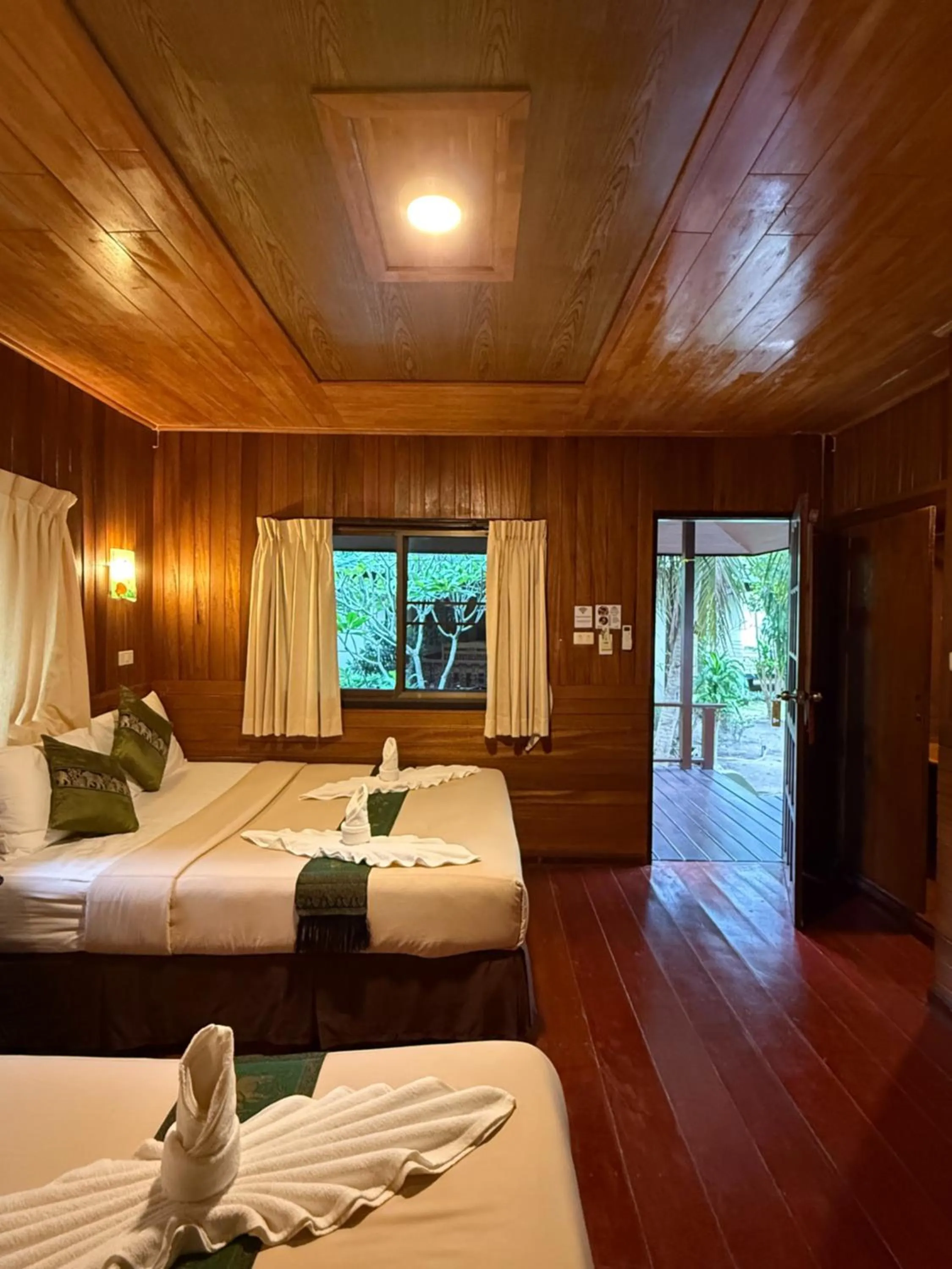 Bedroom, Bed in Dreamland Resort