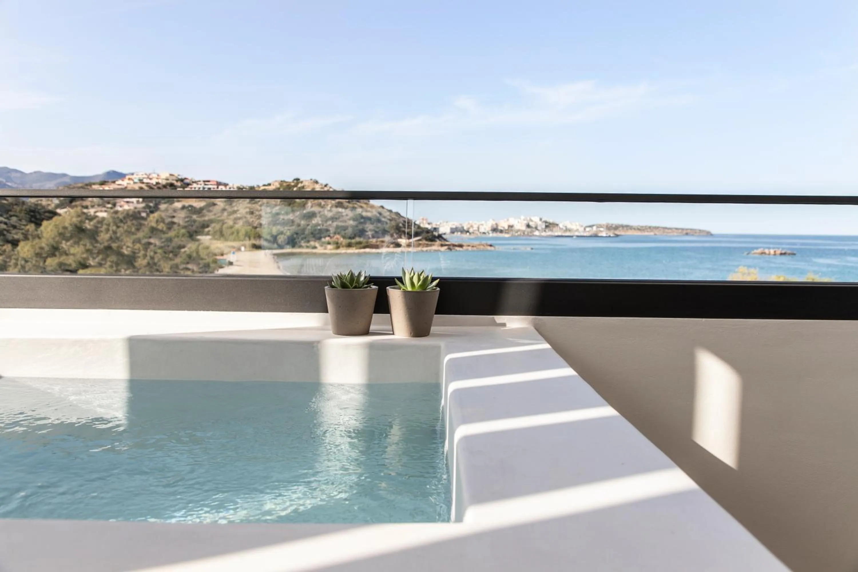 Hot Tub in The Sand Suites - Adults Only