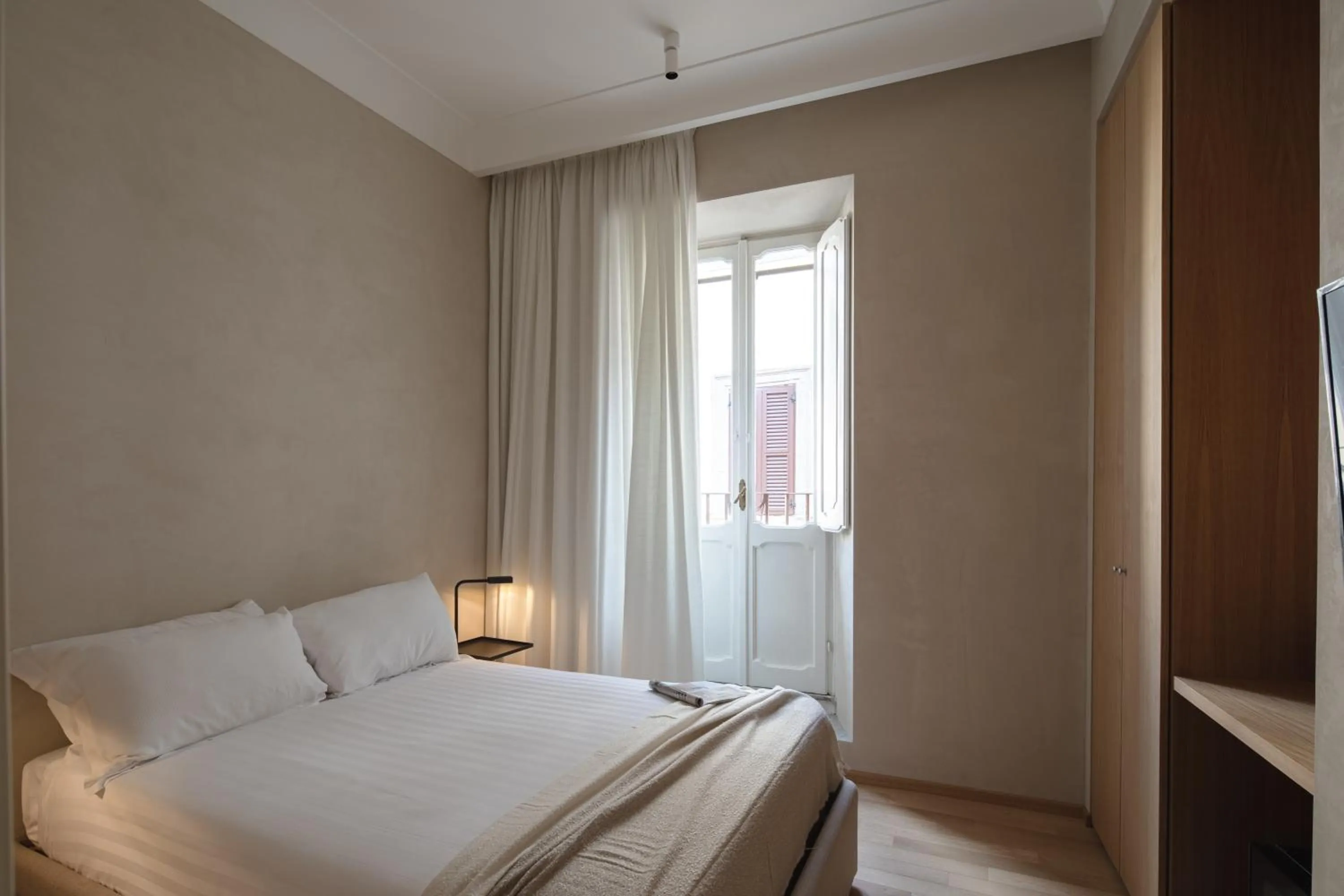 Bed in The Spanish Suite Campo de' Fiori