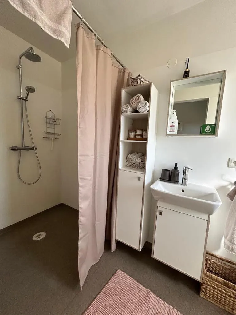 Syðra-Skörðugil Guesthouse