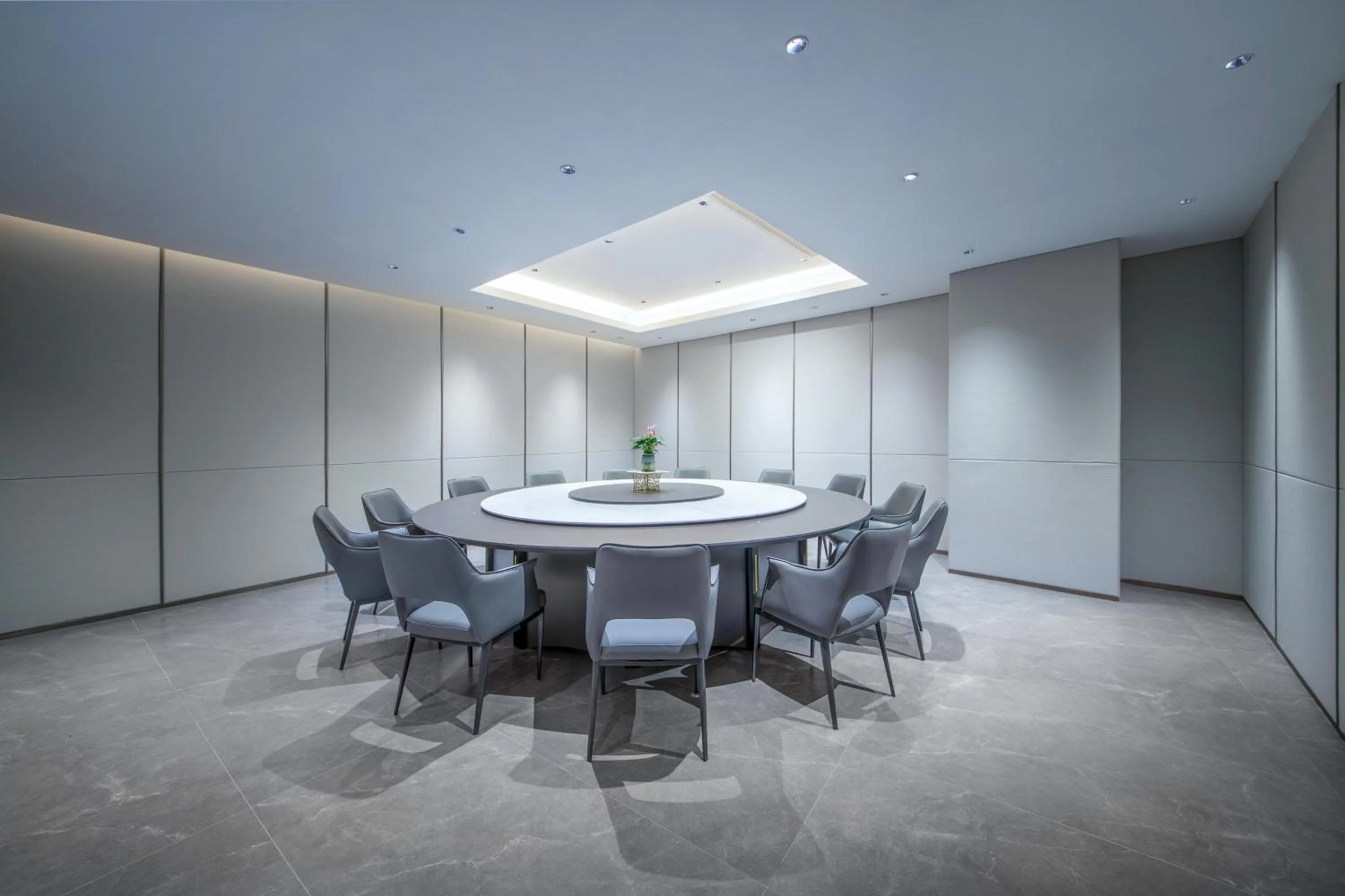 Restaurant/places to eat in Holiday Inn Express Yibin Xuzhou by IHG