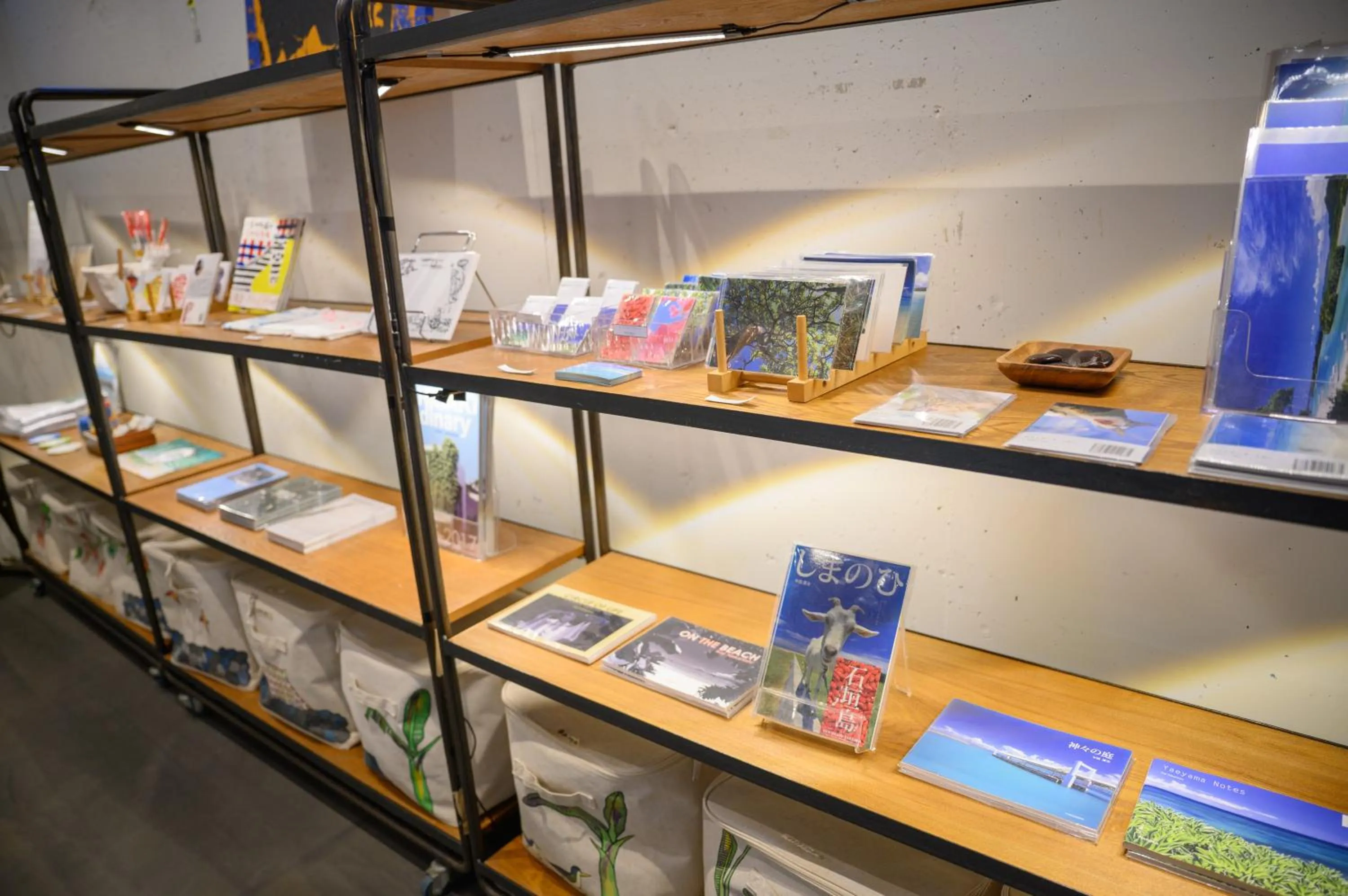 Shopping Area in Hotel Emerald Isle Ishigakijima