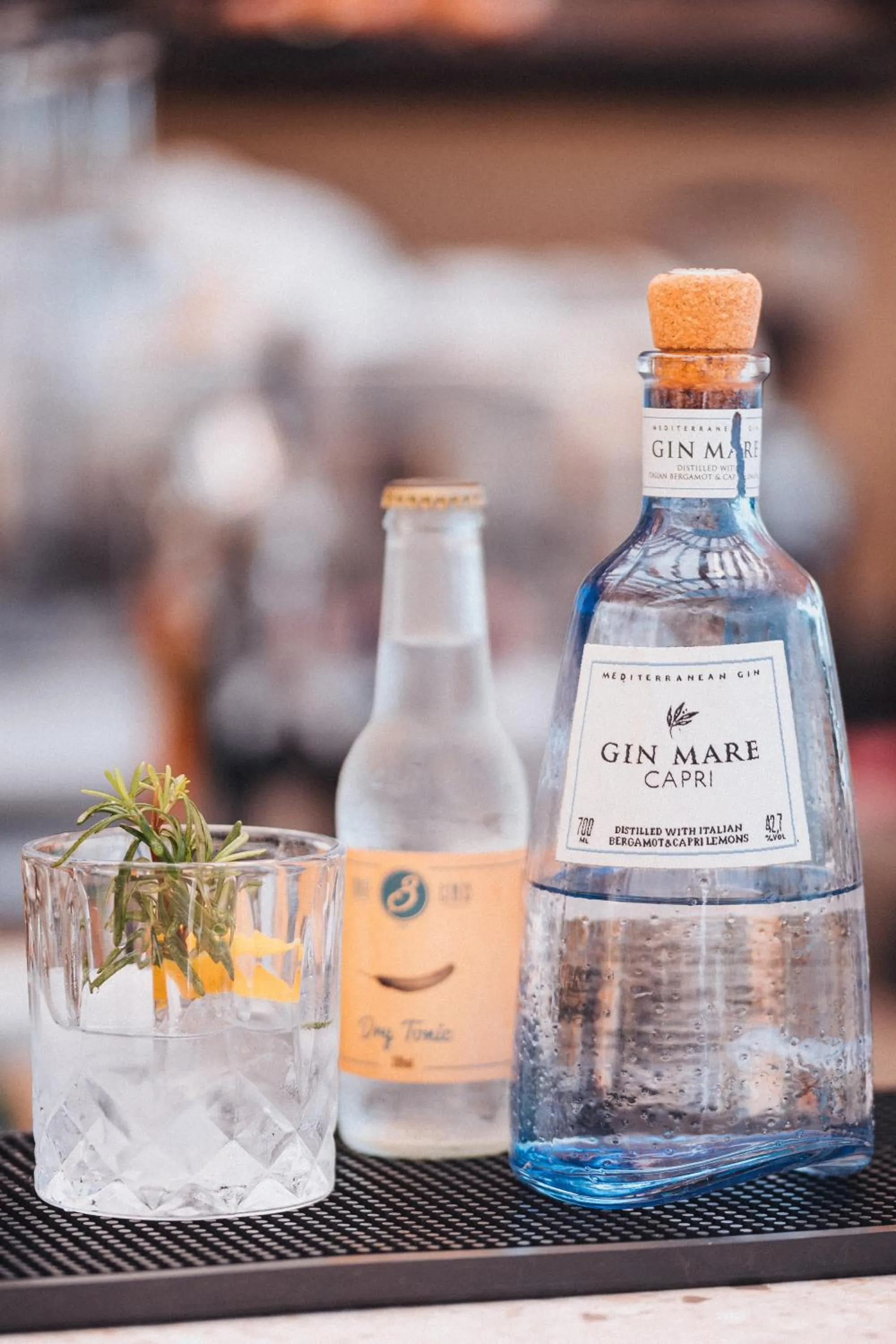 Food and drinks in Saint Nicolas Hotel