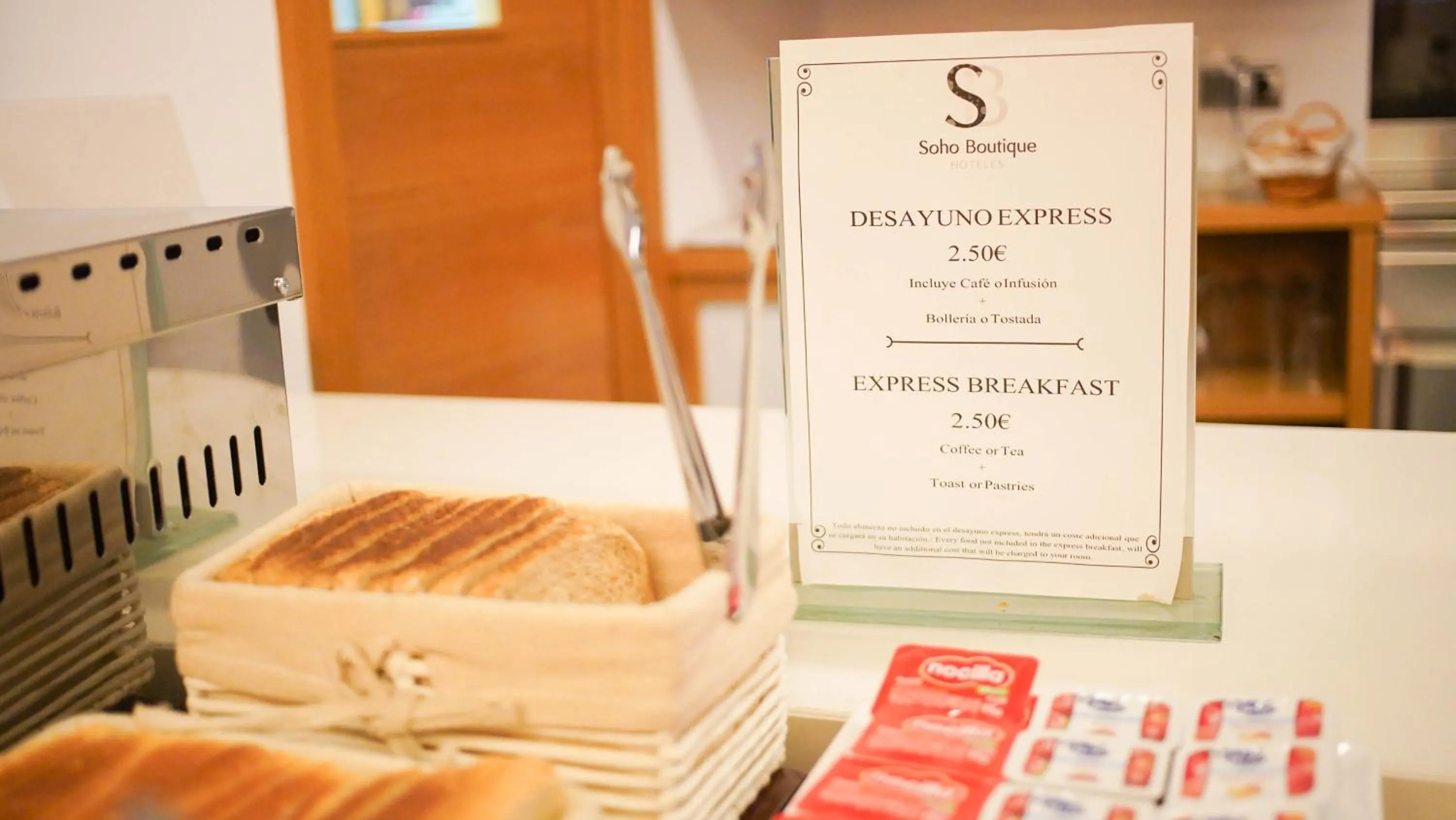 Buffet breakfast in Soho Boutique Casa Don Fernando