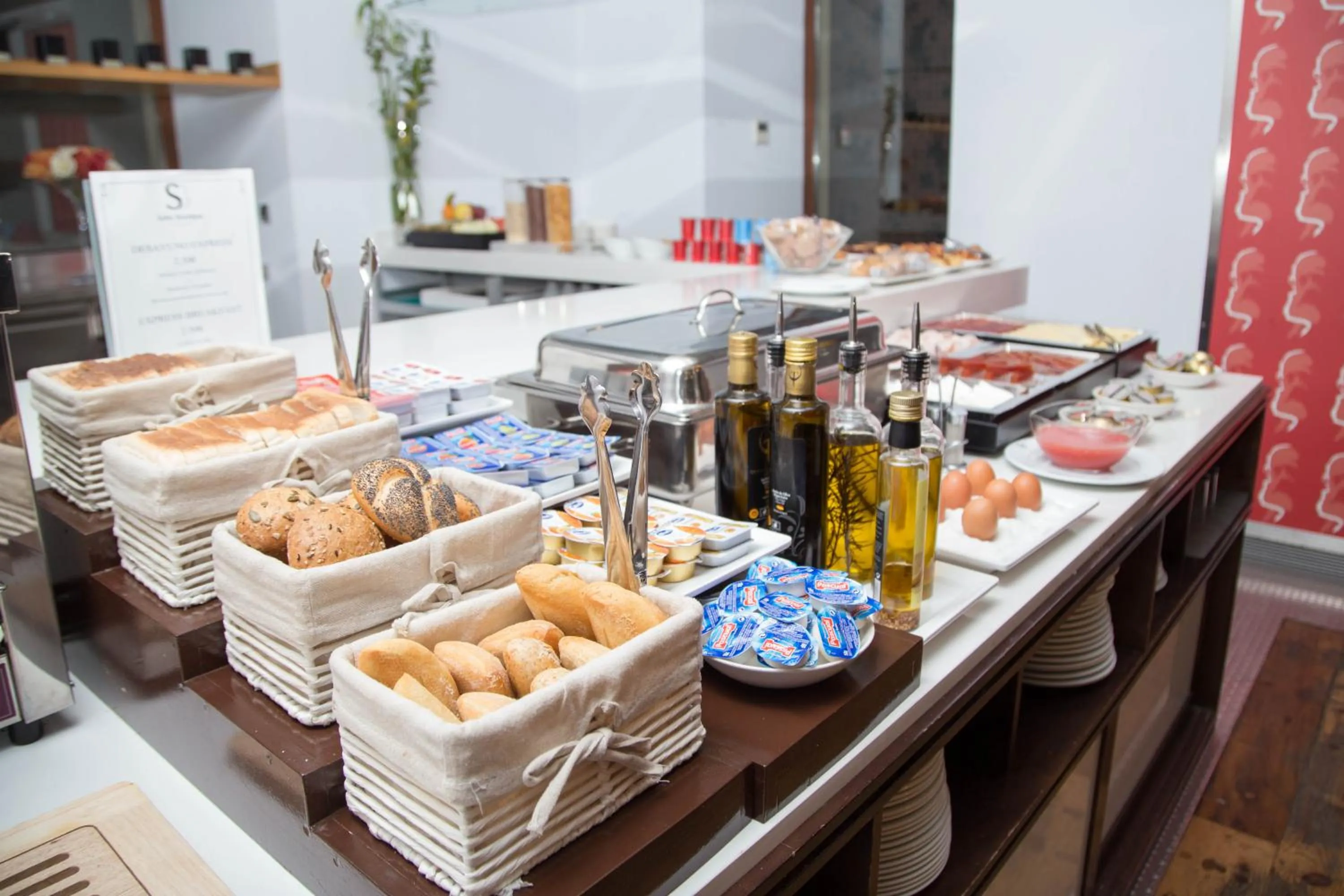 Buffet breakfast in Soho Boutique Casa Don Fernando