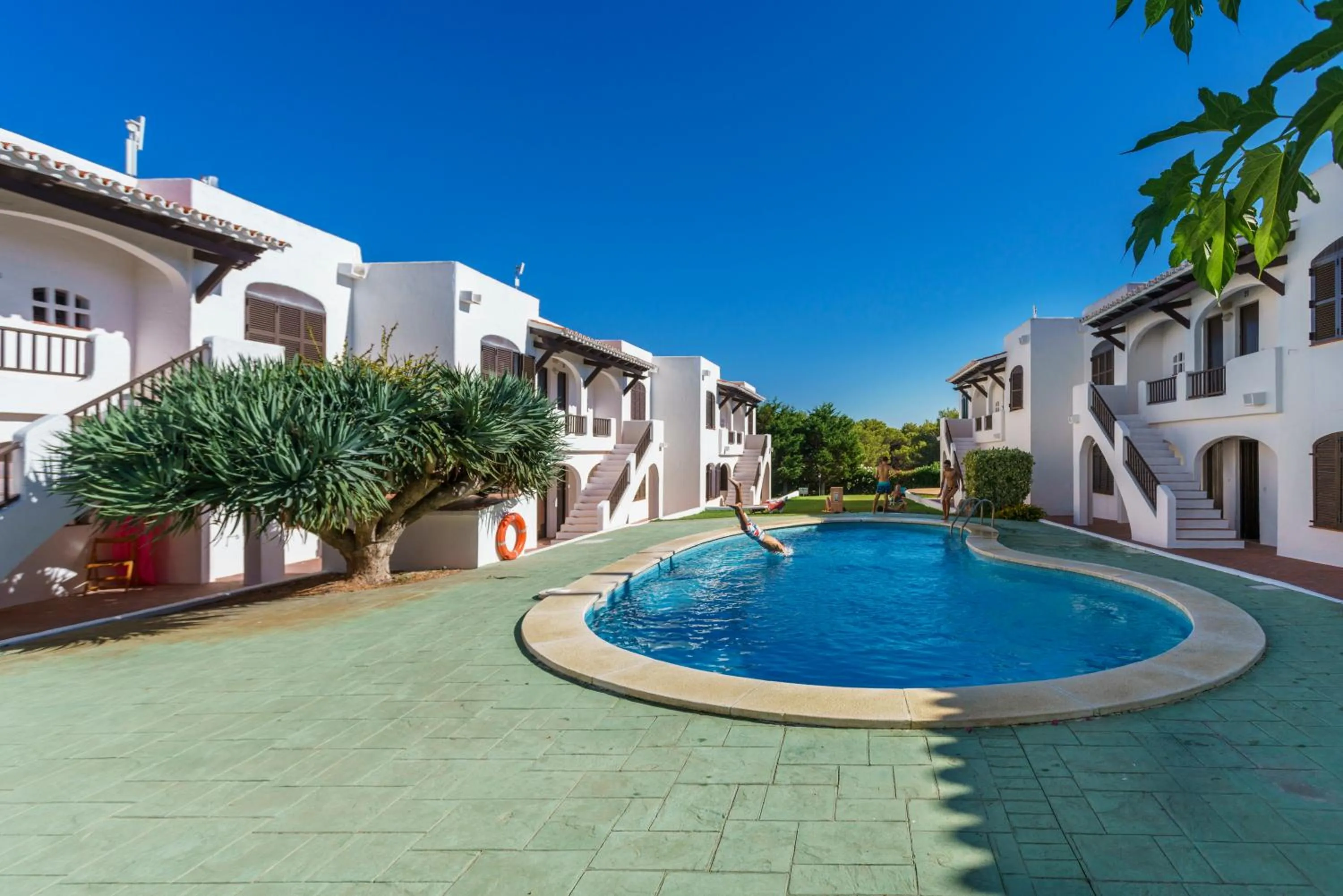 Property building in Apartamentos Posidonia