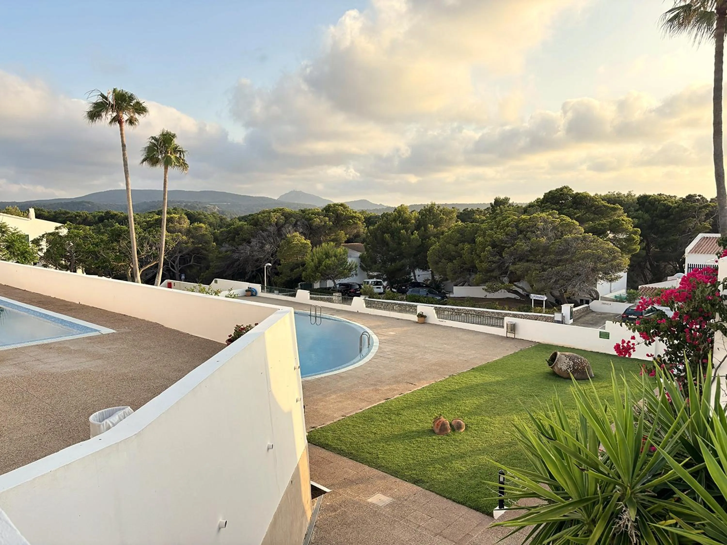 Property building in Apartamentos Posidonia