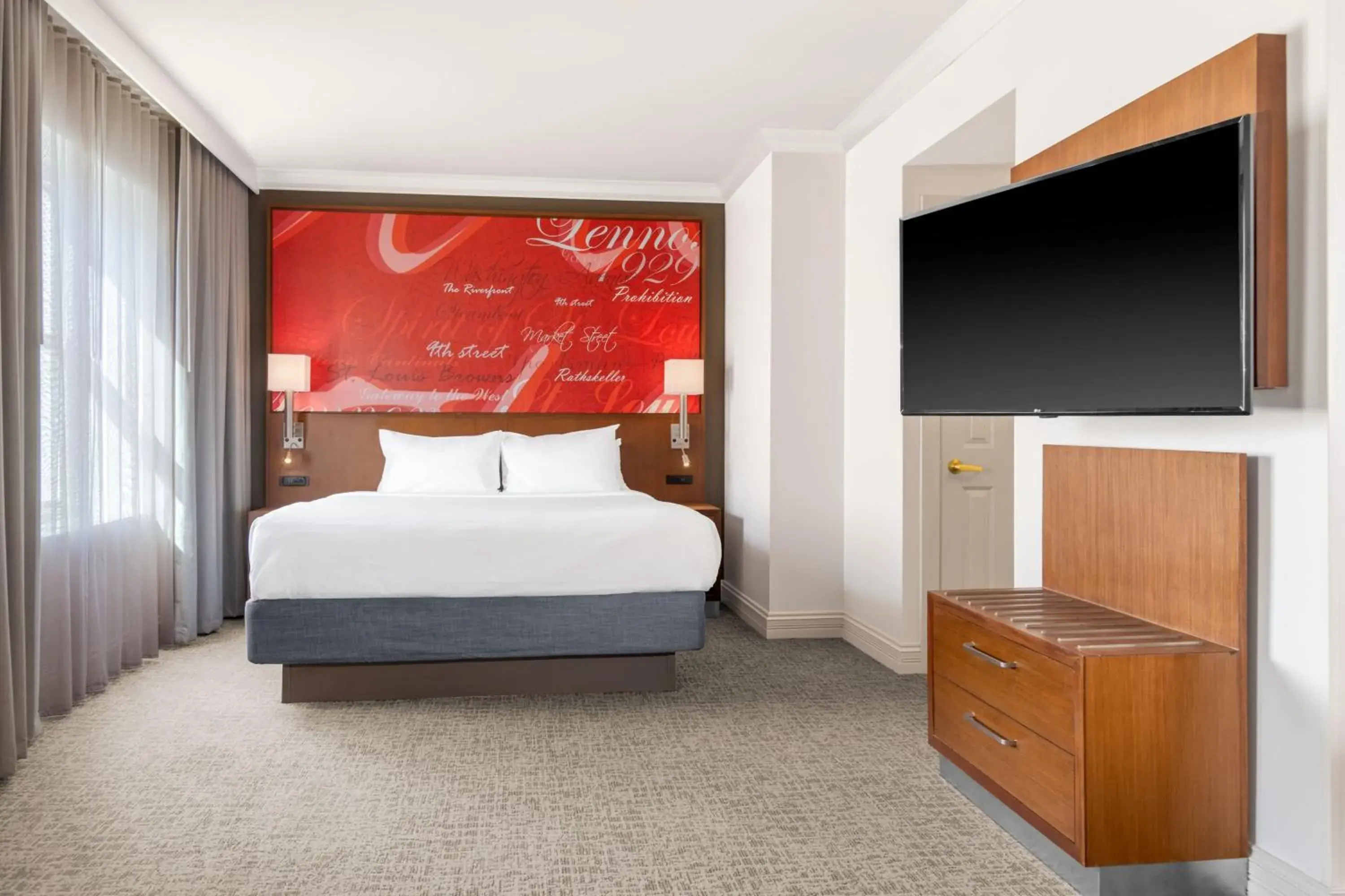 King Room with Sofa Bed in Courtyard St. Louis Downtown/Convention Center King Room with Sofa Bed in Courtyard St. Louis Downtown/Convention Center