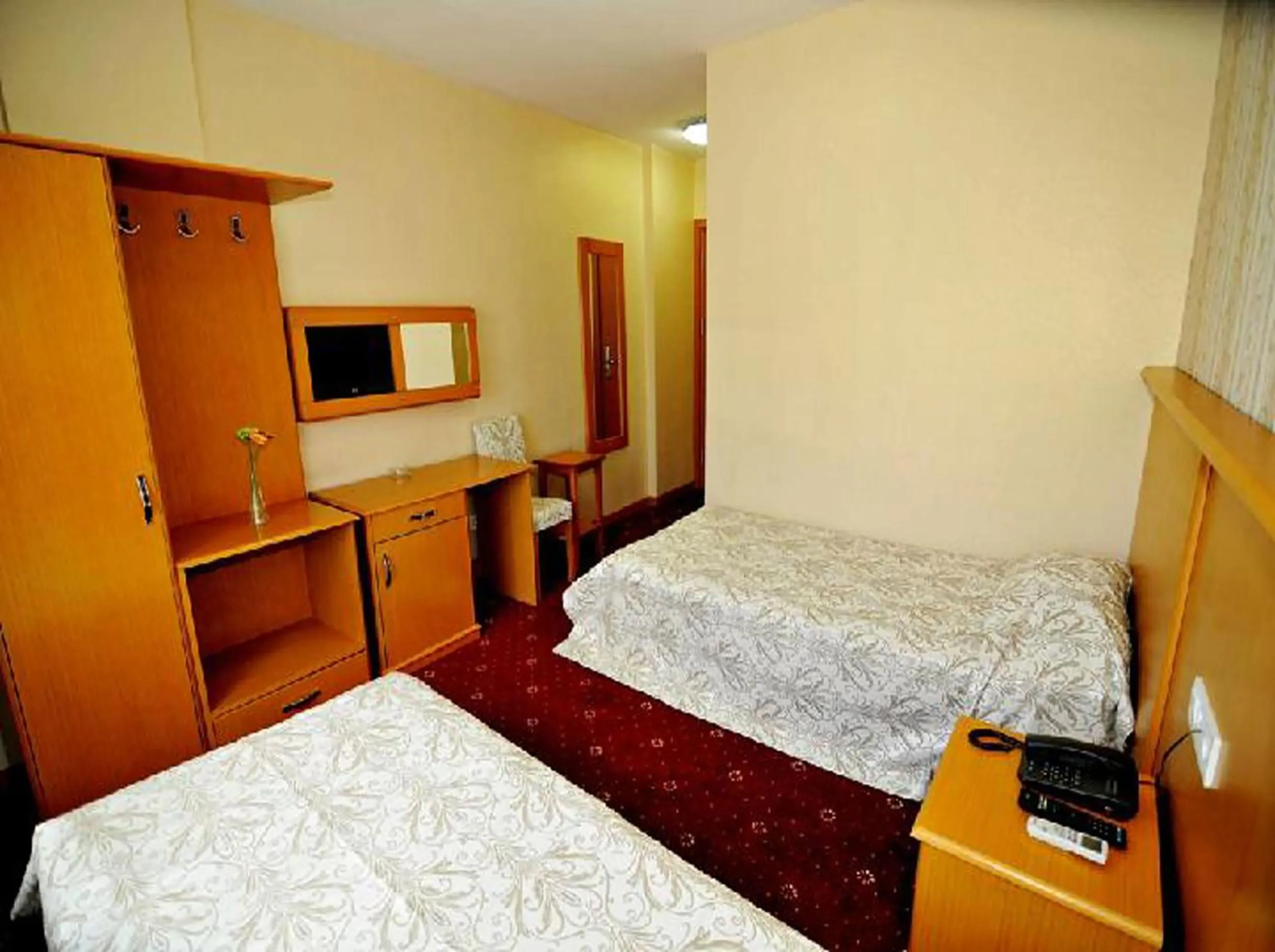 Photo of the whole room, Bed in Ilıcak Hotel