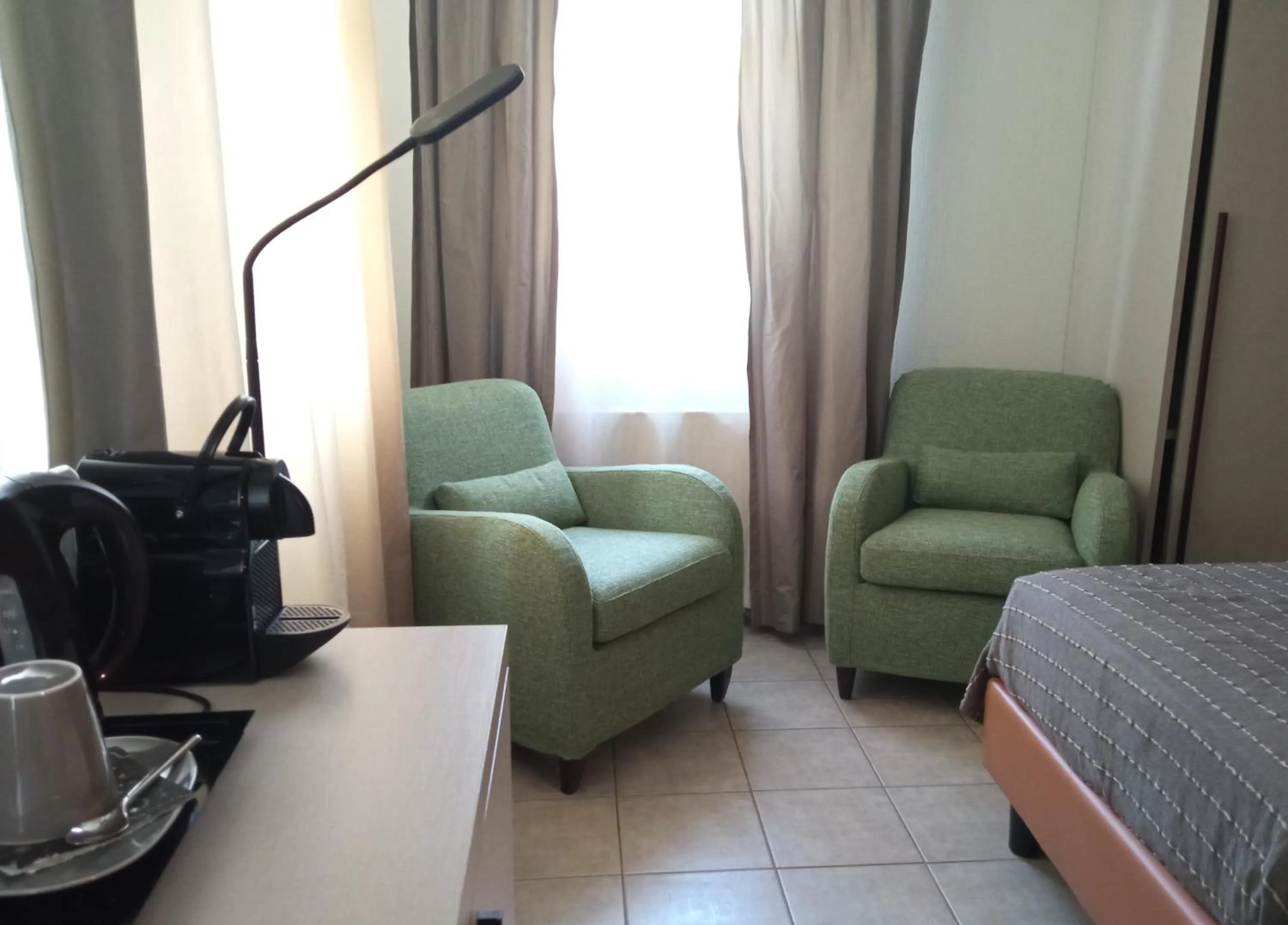 Bedroom in Appart-Hotel Gwendy