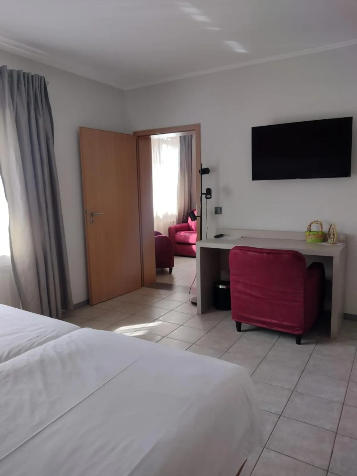 Bedroom, Bed in Appart-Hotel Gwendy