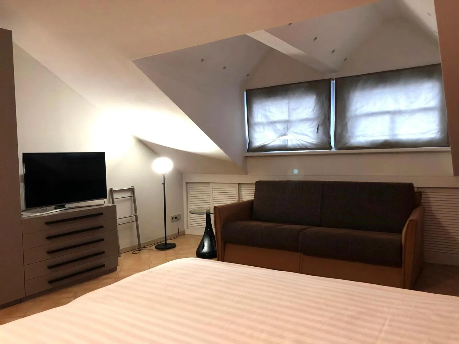 Bedroom, Bed in Appart-Hotel Gwendy