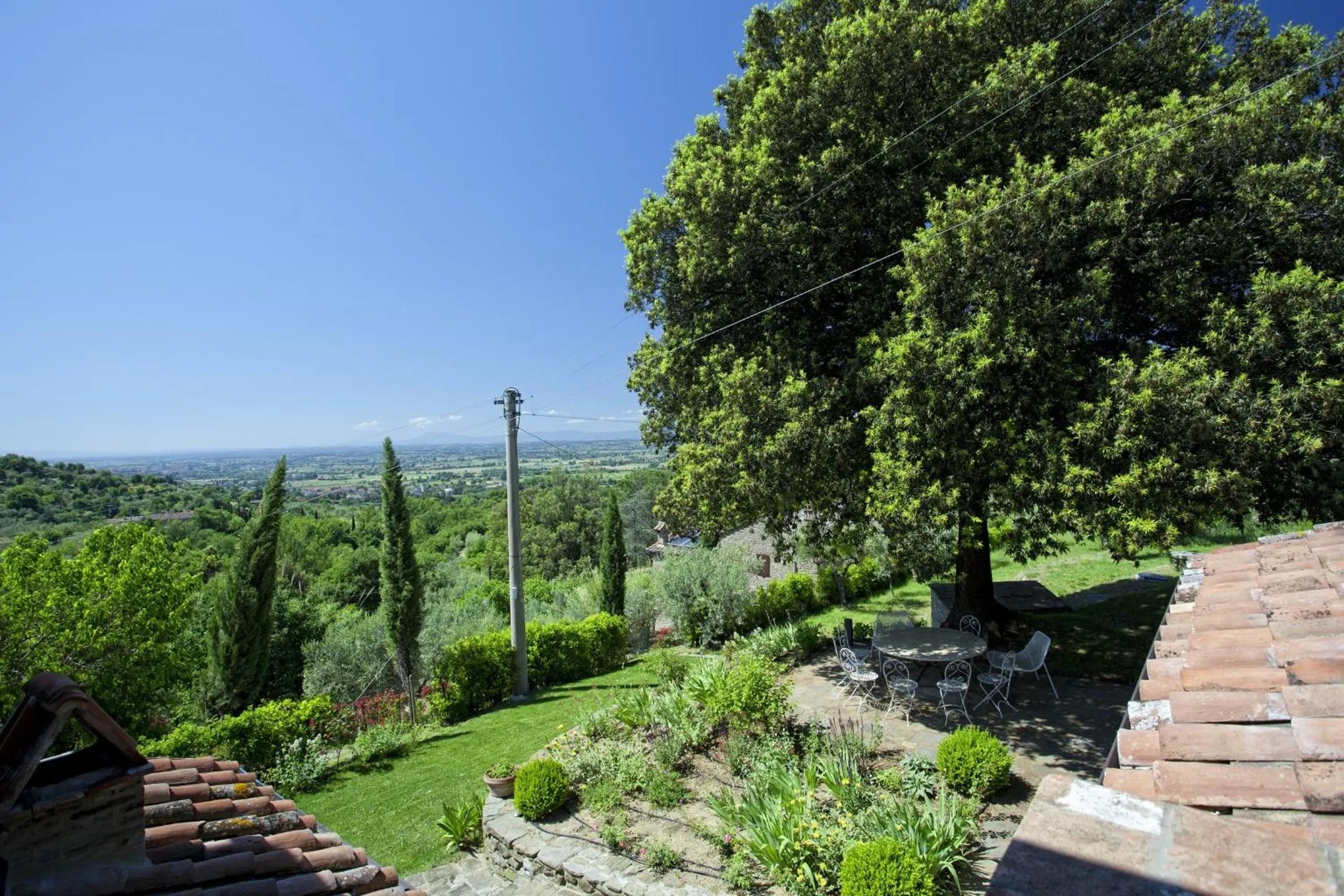 Garden view in Villa San Pietro
