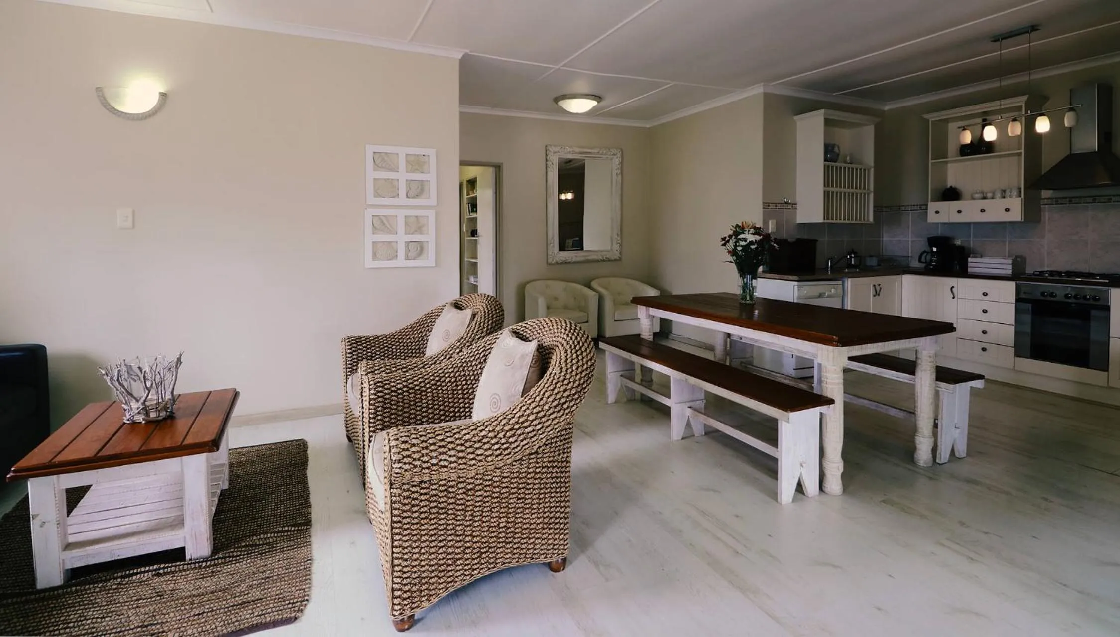 Sea Whisper Self Catering