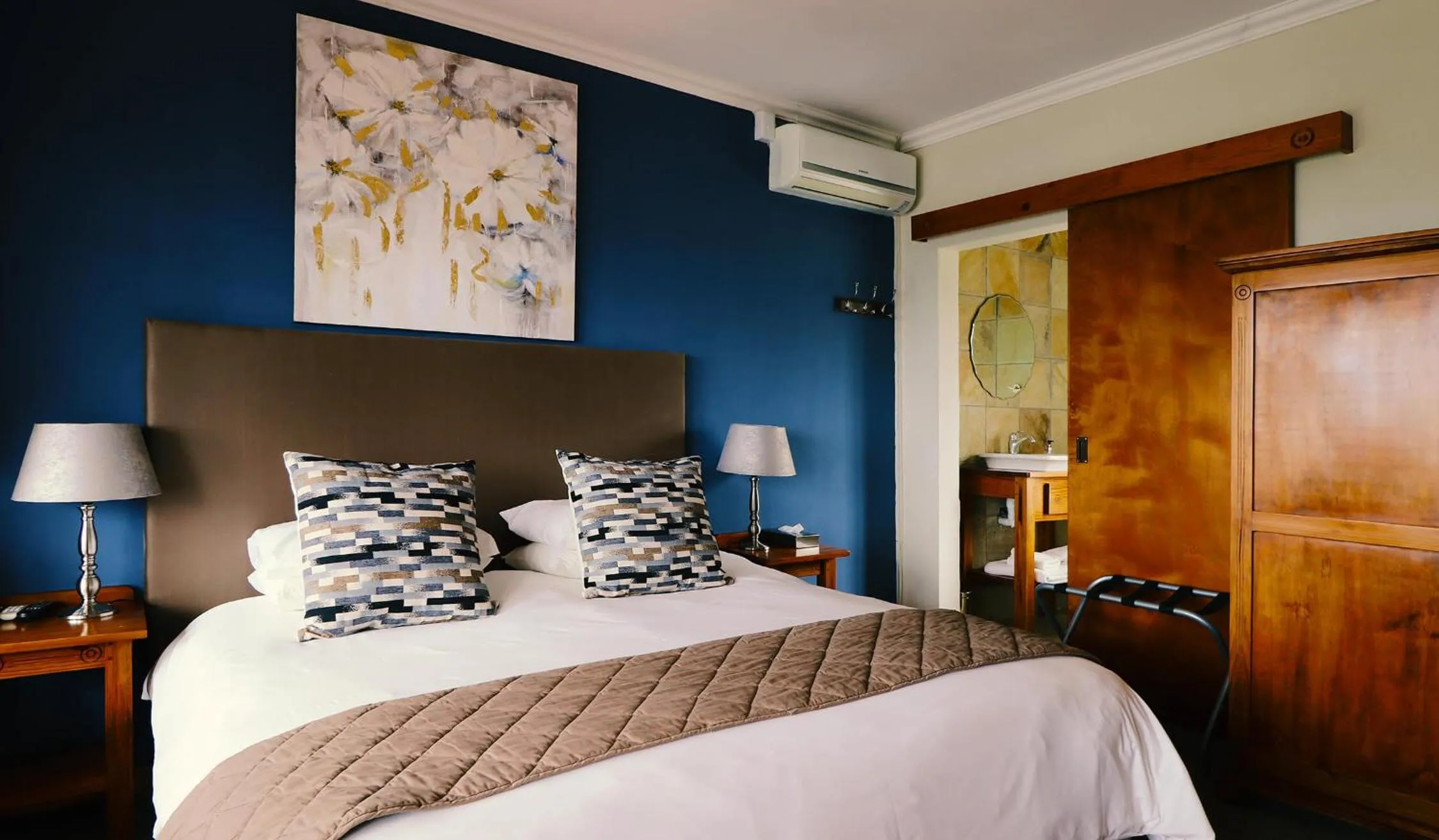 Sea Whisper Self Catering