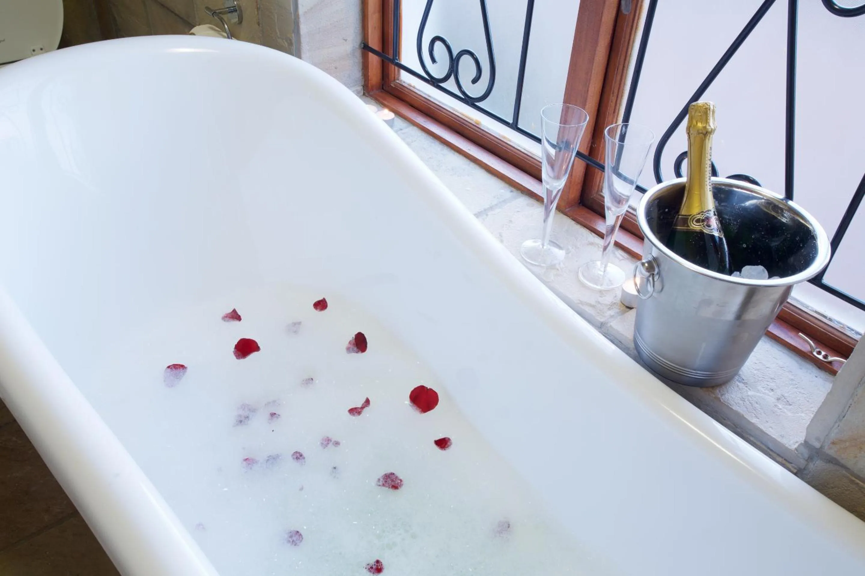 Decorative detail in Sea Whisper Self Catering