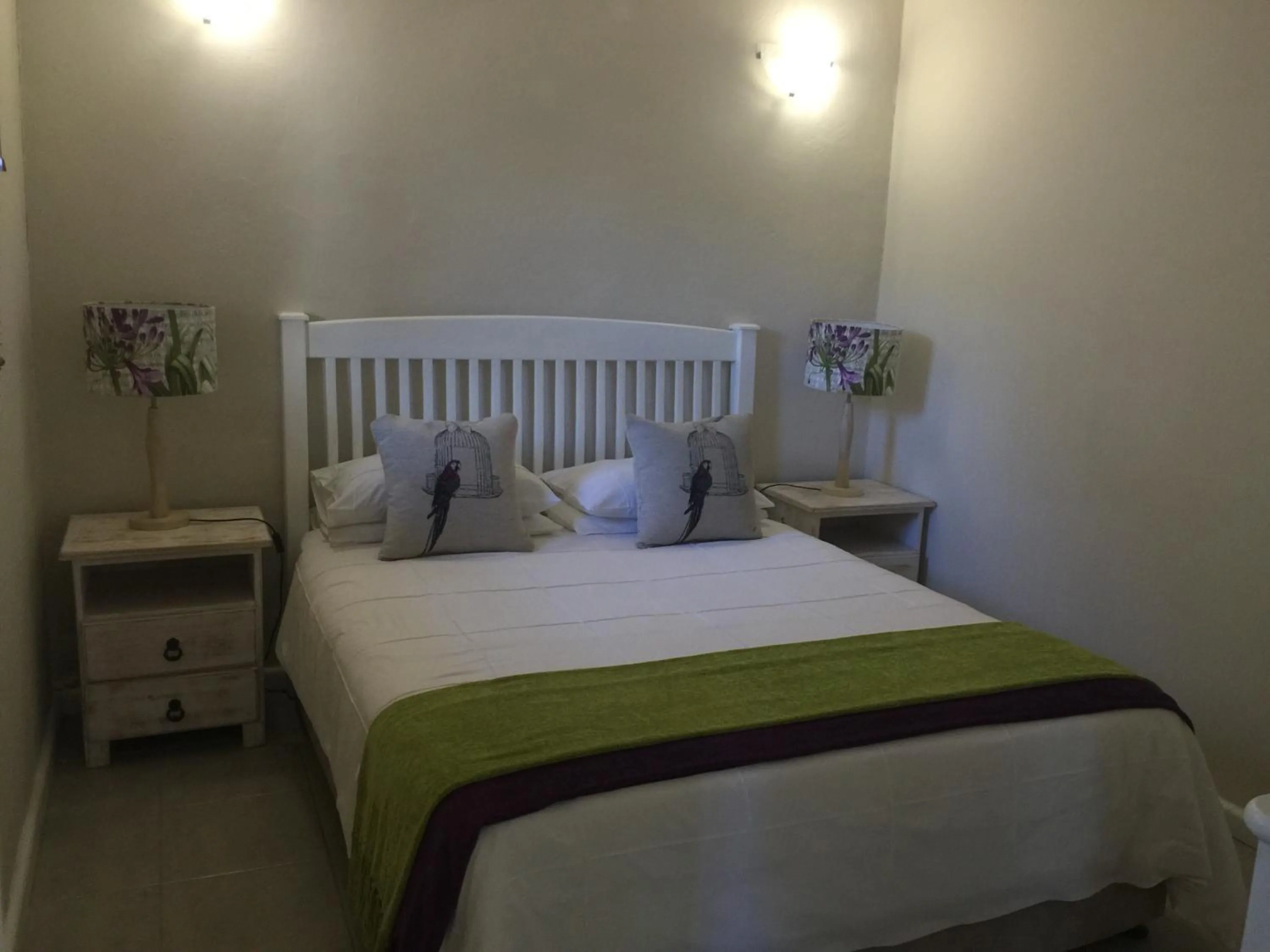 Photo of the whole room in Sea Whisper Self Catering