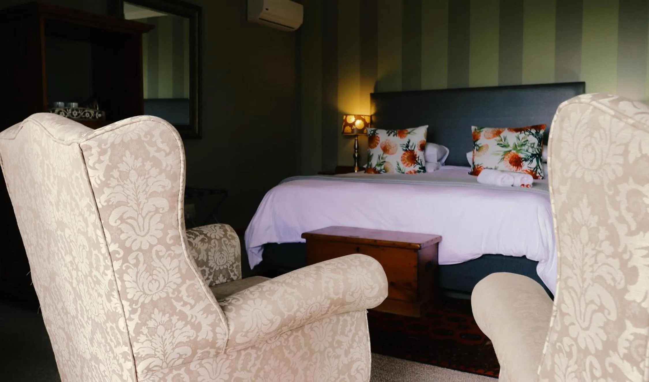 Sea Whisper Self Catering