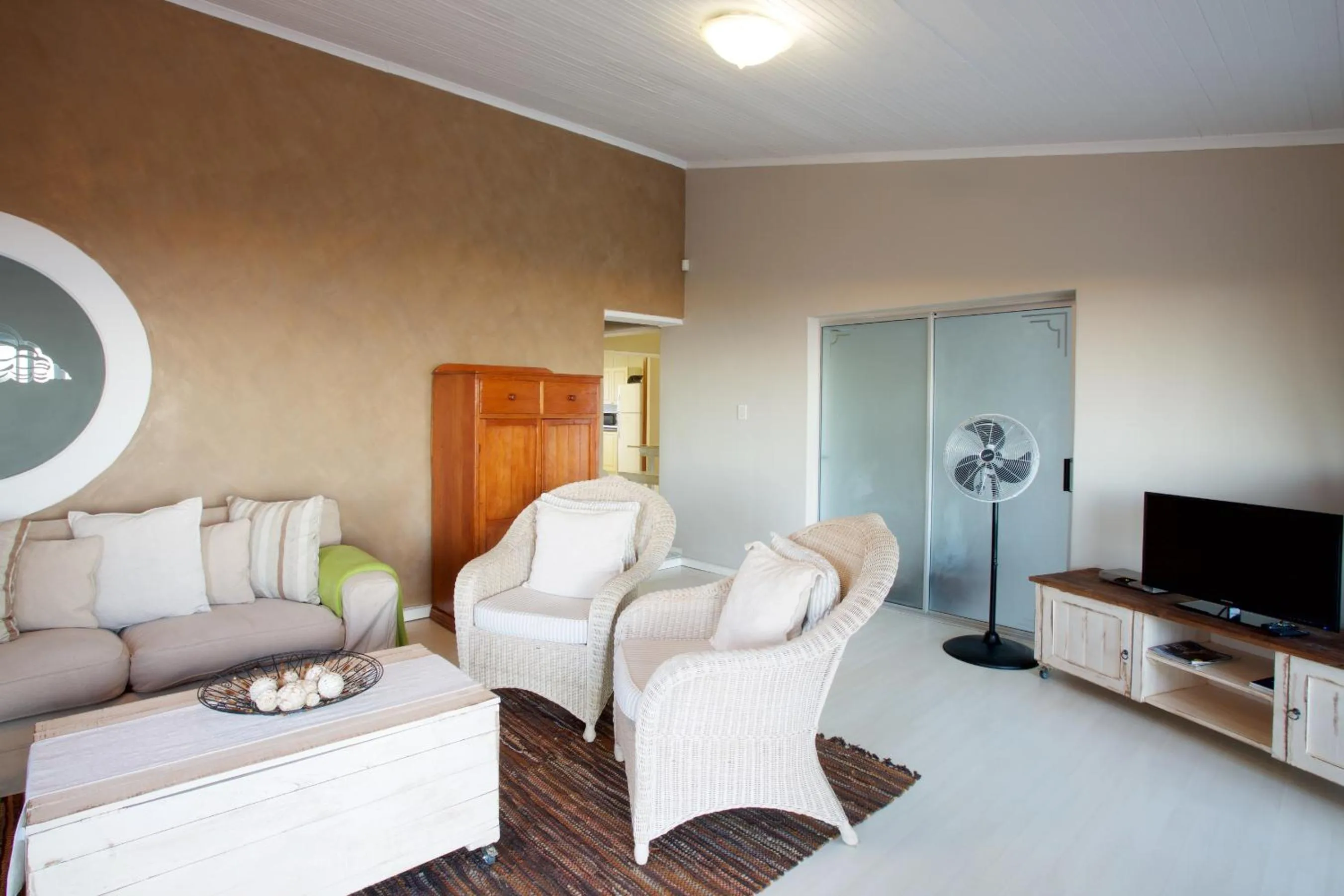 Photo of the whole room in Sea Whisper Self Catering