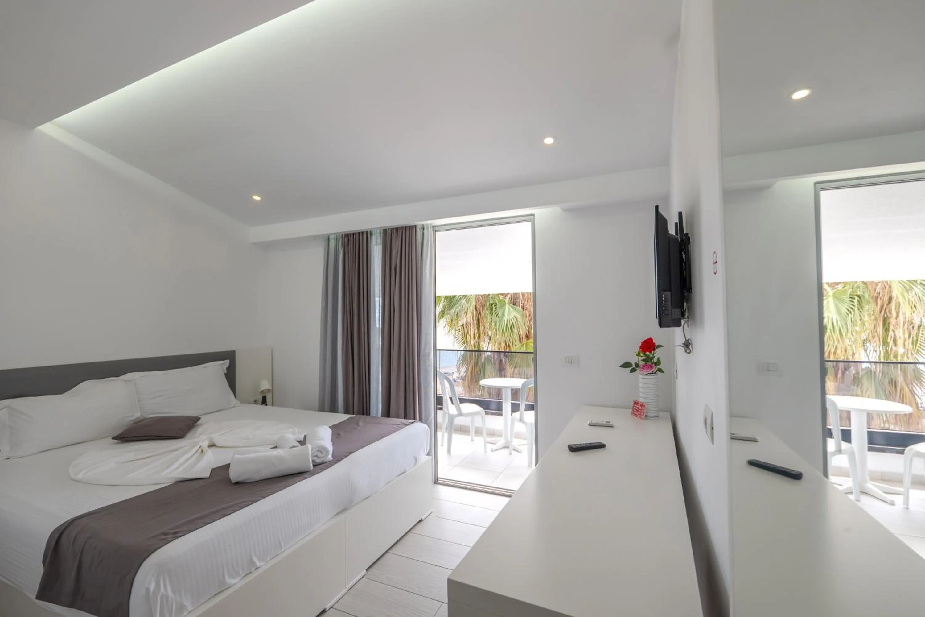 Bed in Vila Era Beach