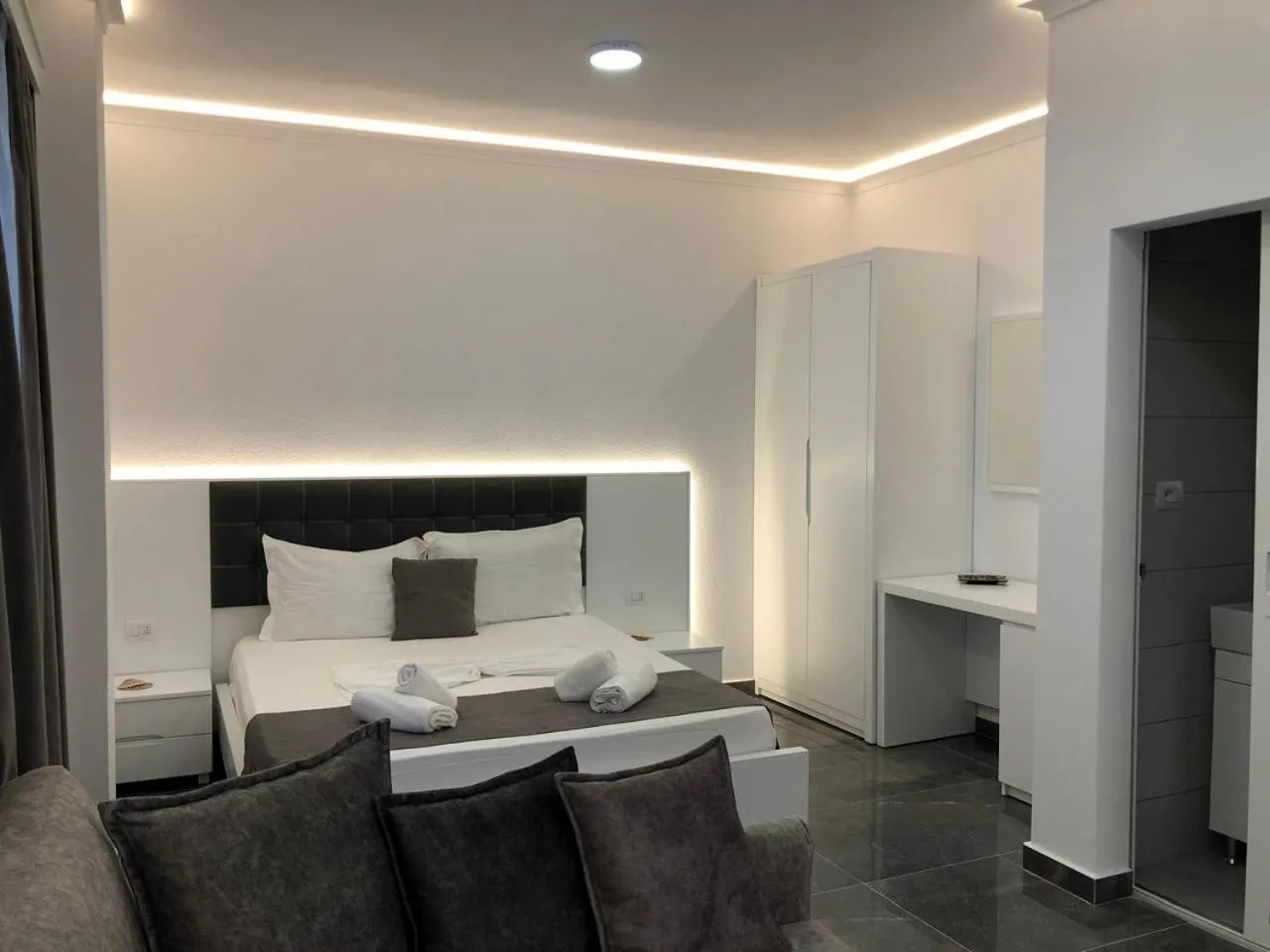 Bed in Vila Era Beach