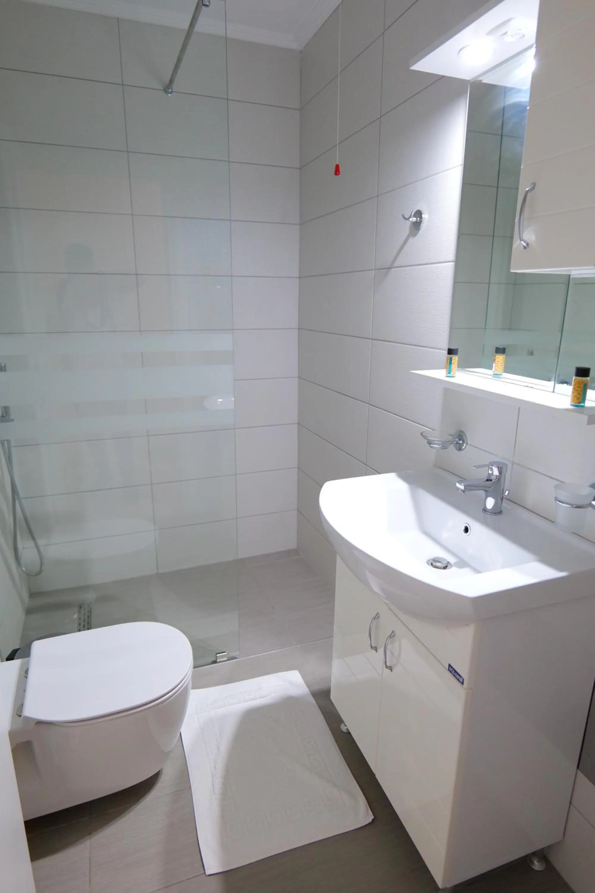 Shower in Vila Era Beach