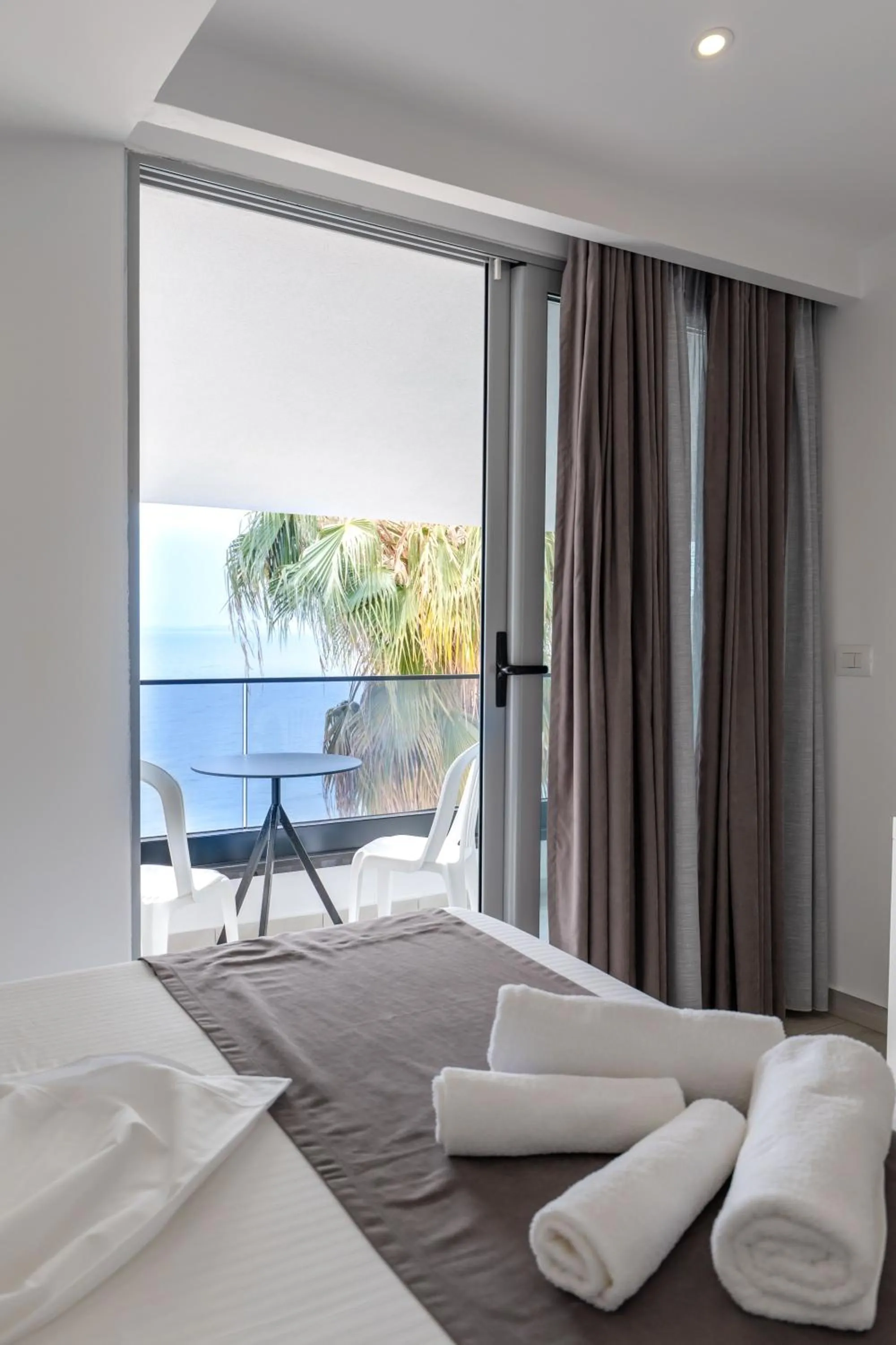 Bed in Vila Era Beach