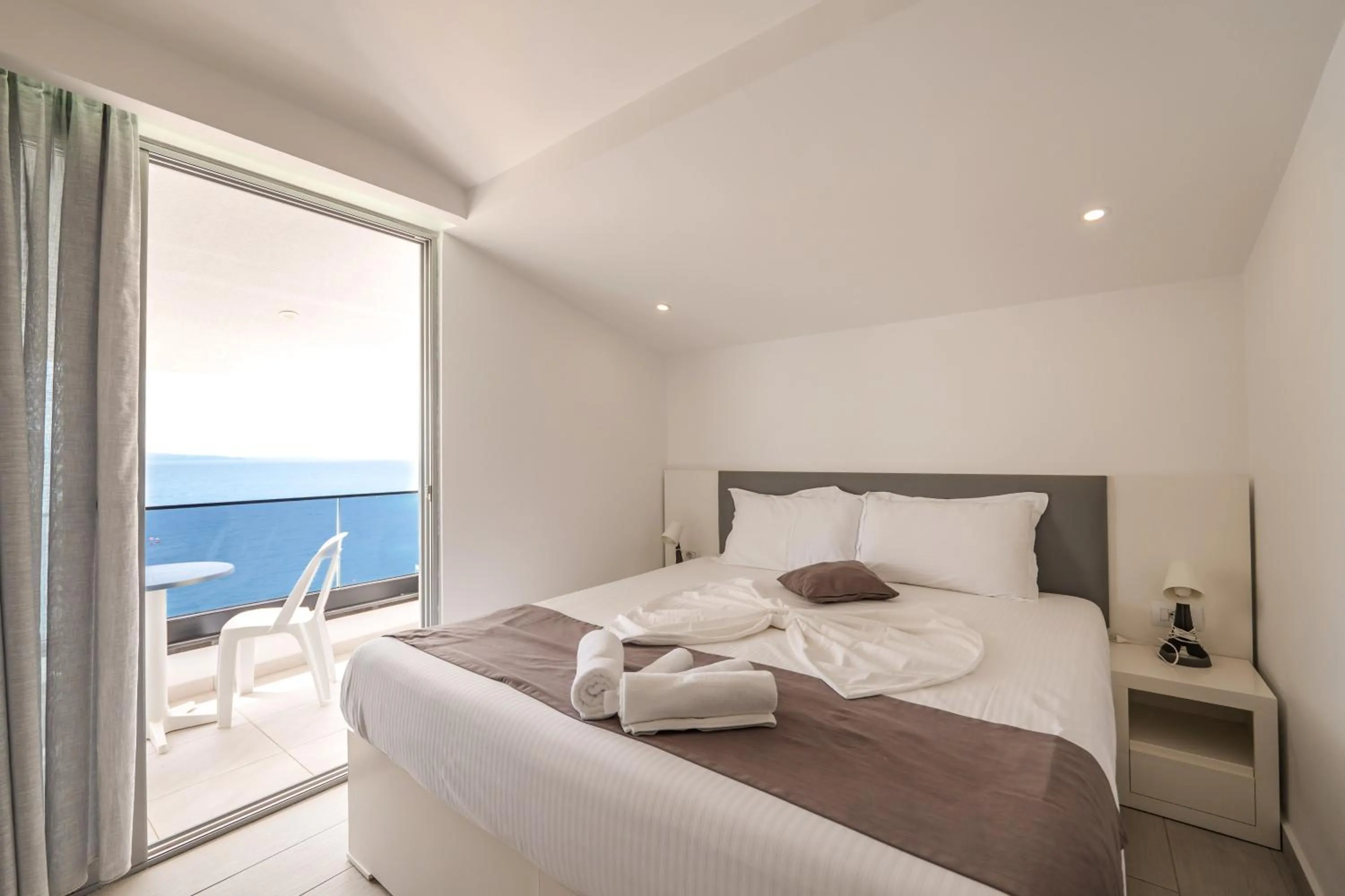 Bed in Vila Era Beach