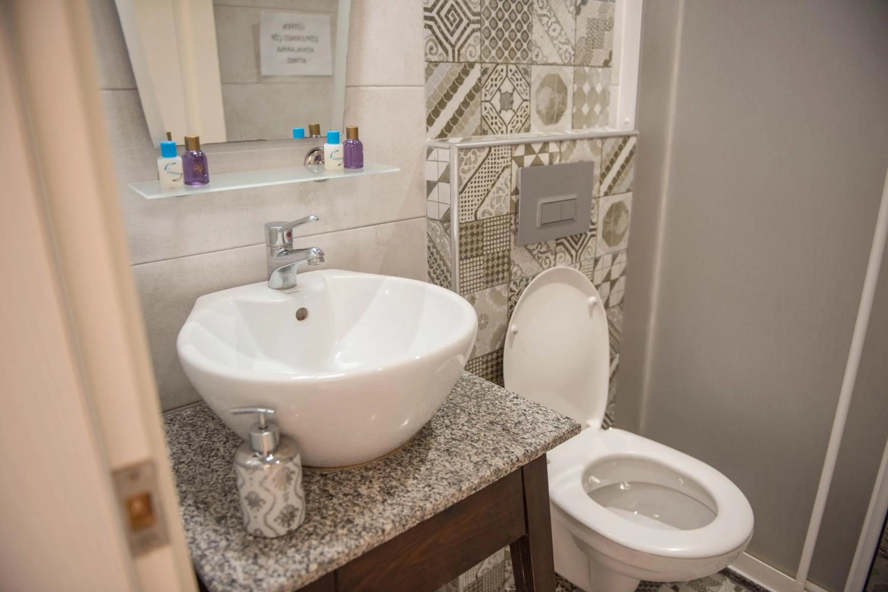 Bathroom in Bozcaada Aspava Otel