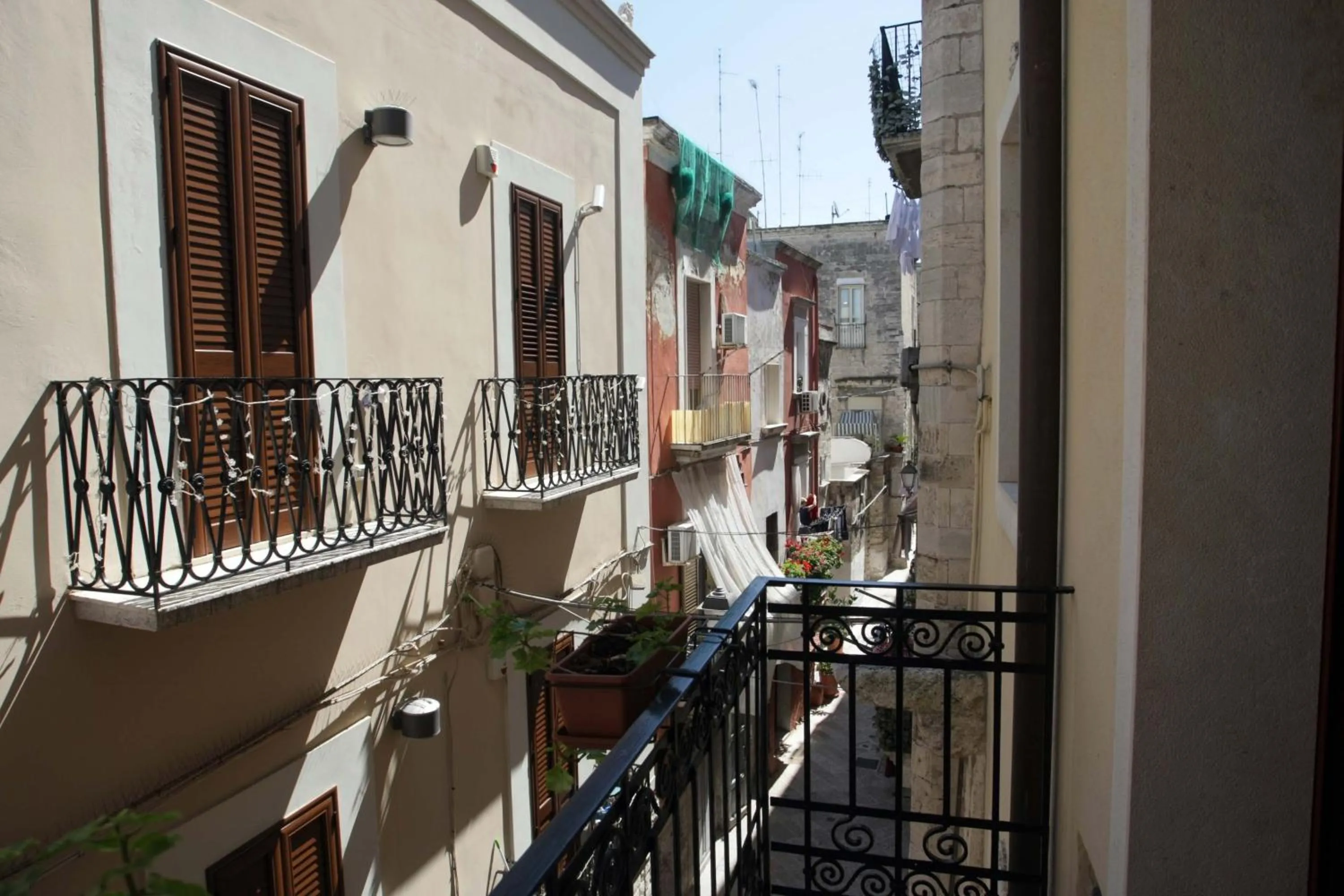 Neighbourhood in Dei Meravigli