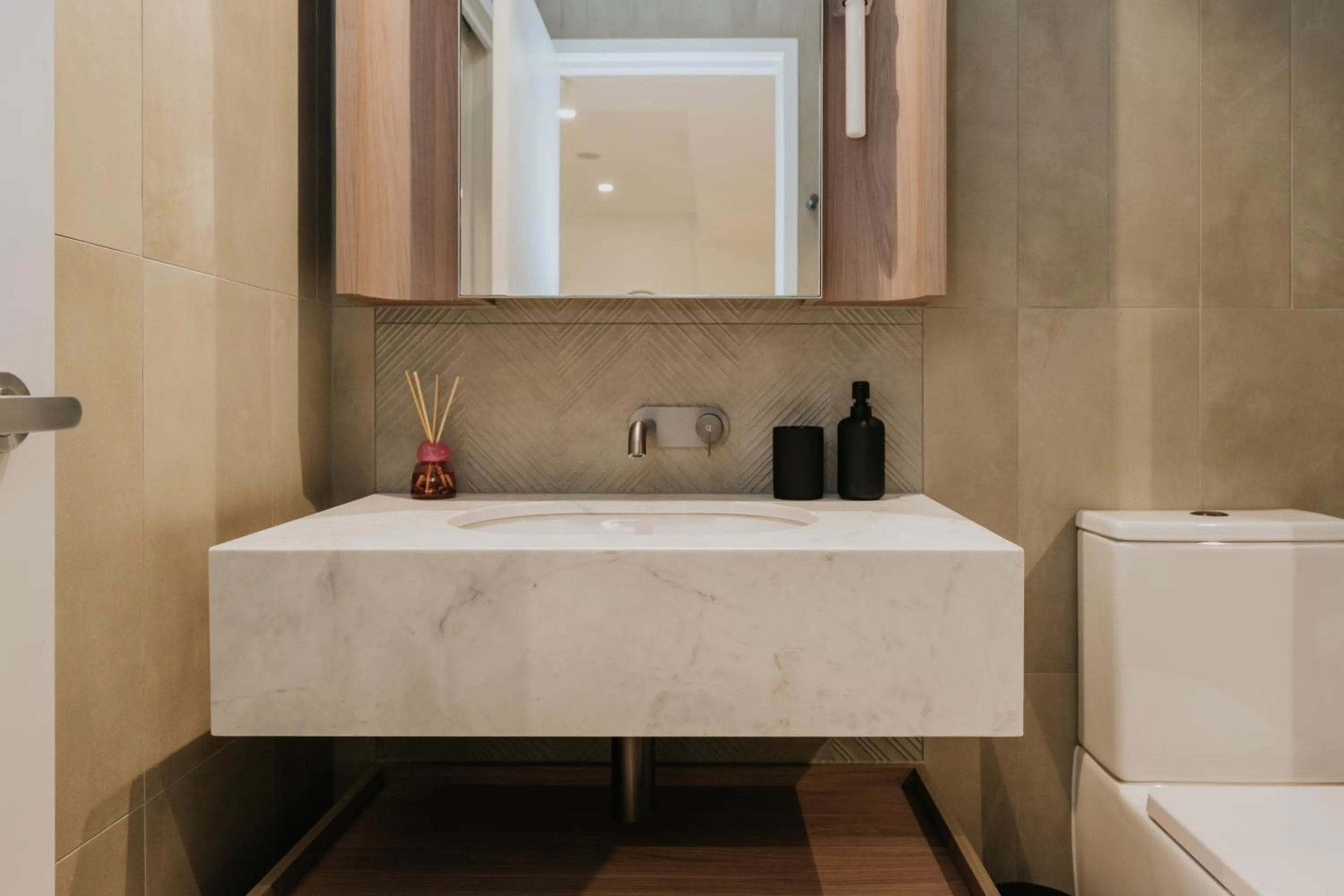 Nooon Stay QW - Apartments Managed by The NOOON STAY