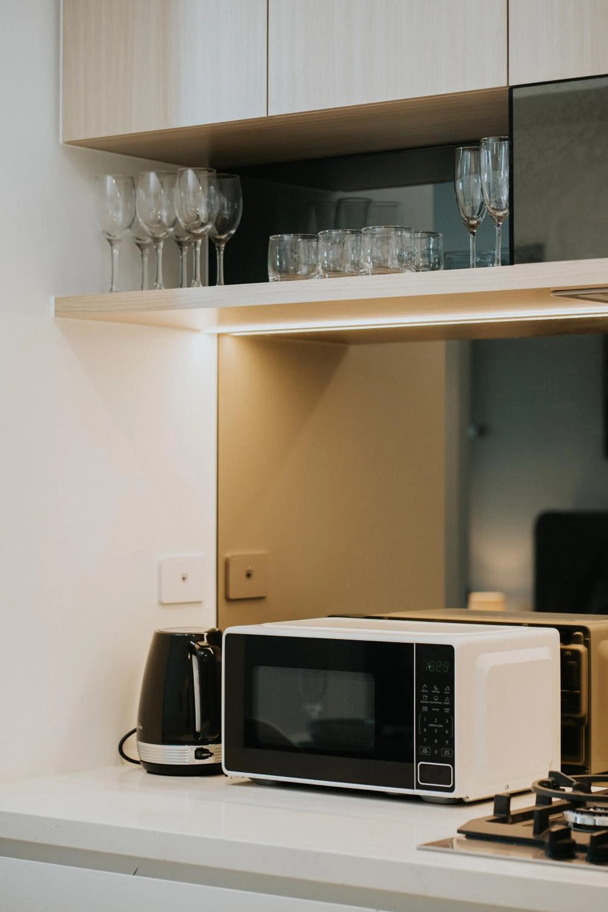 Nooon Stay QW - Apartments Managed by The NOOON STAY