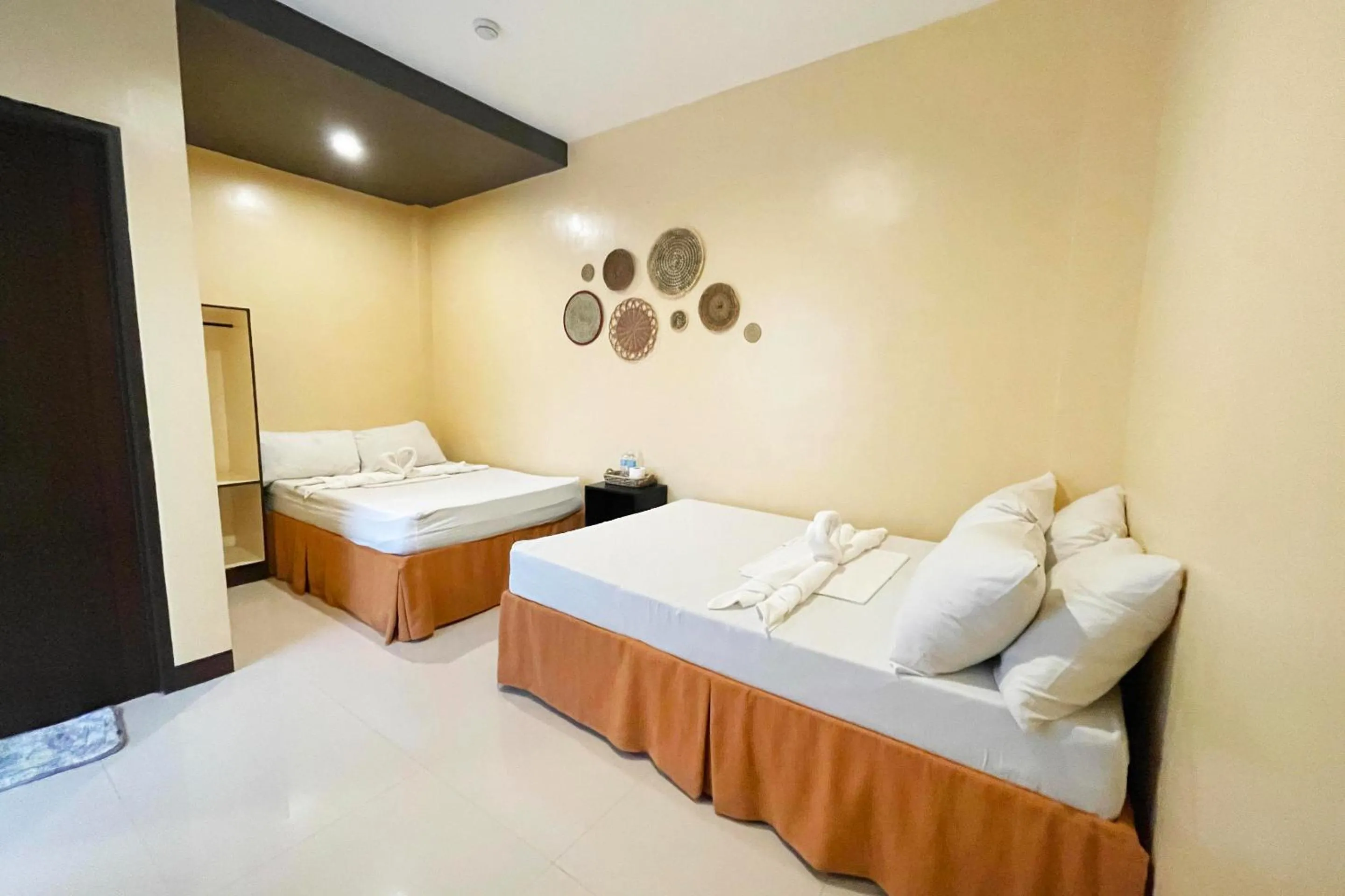 Bed in AltaVista Beach Resort Samal powered by Cocotel