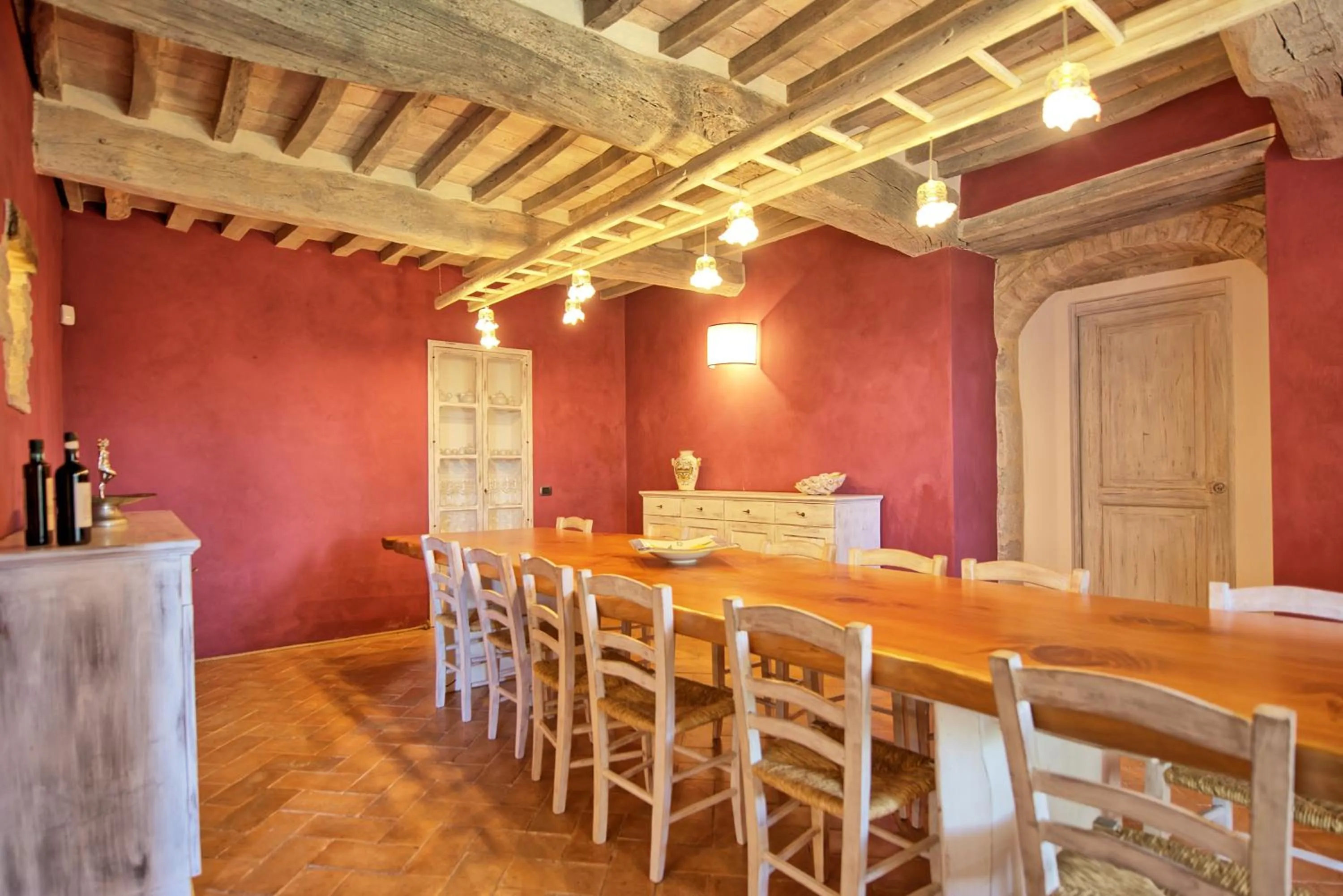 Dining area in Villa Ferdinando by PosarelliVillas