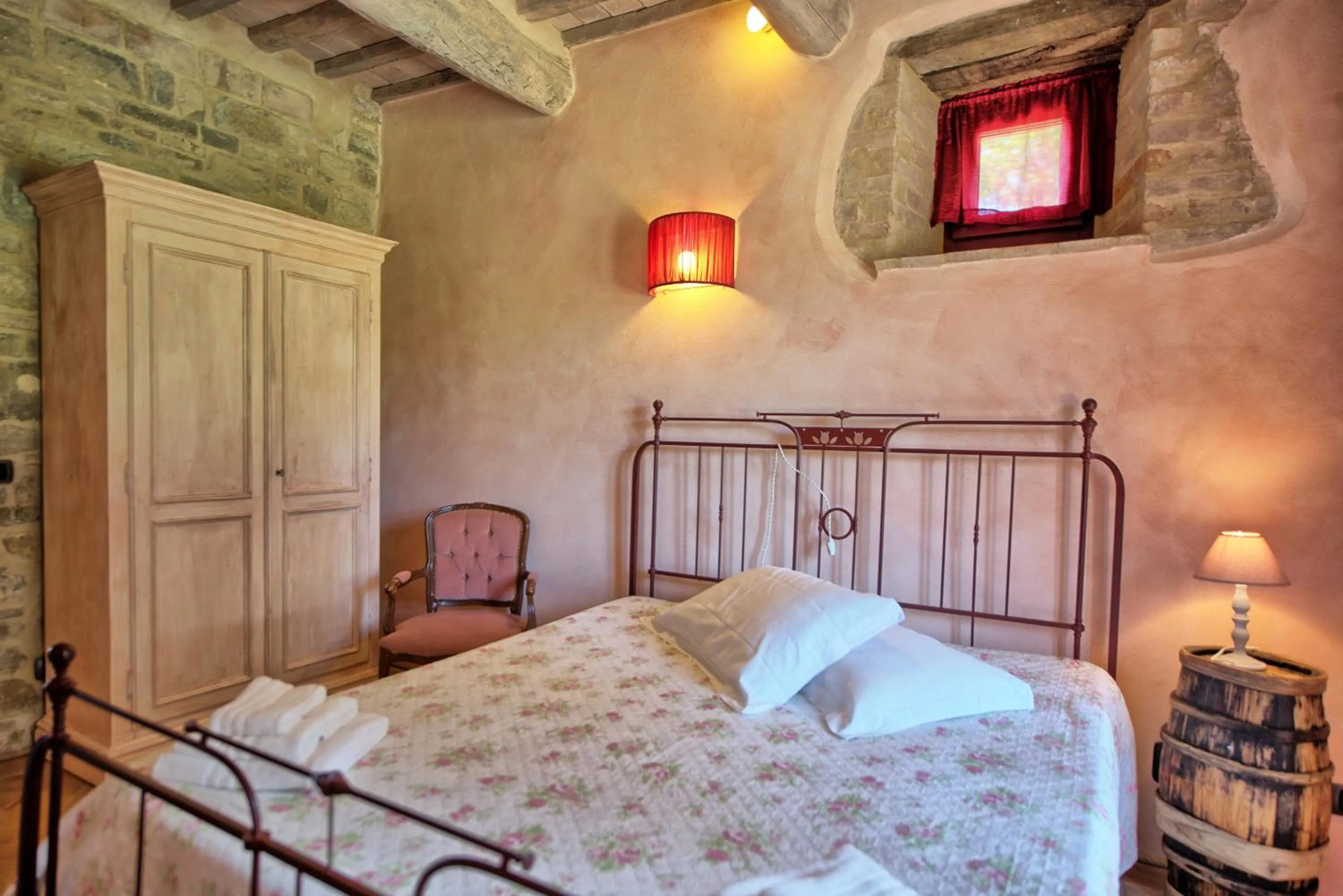 Bed in Villa Ferdinando by PosarelliVillas