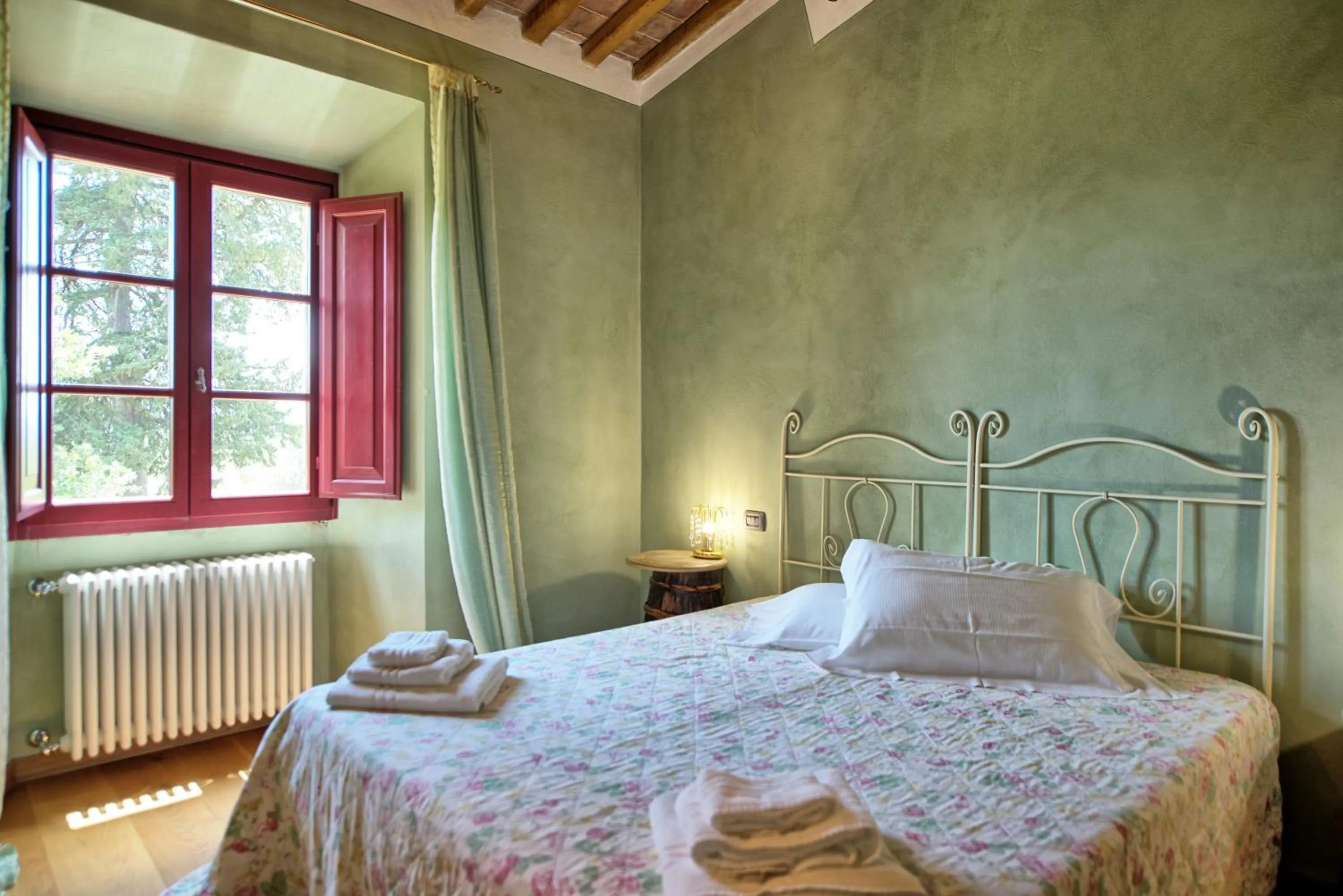 Bed in Villa Ferdinando by PosarelliVillas
