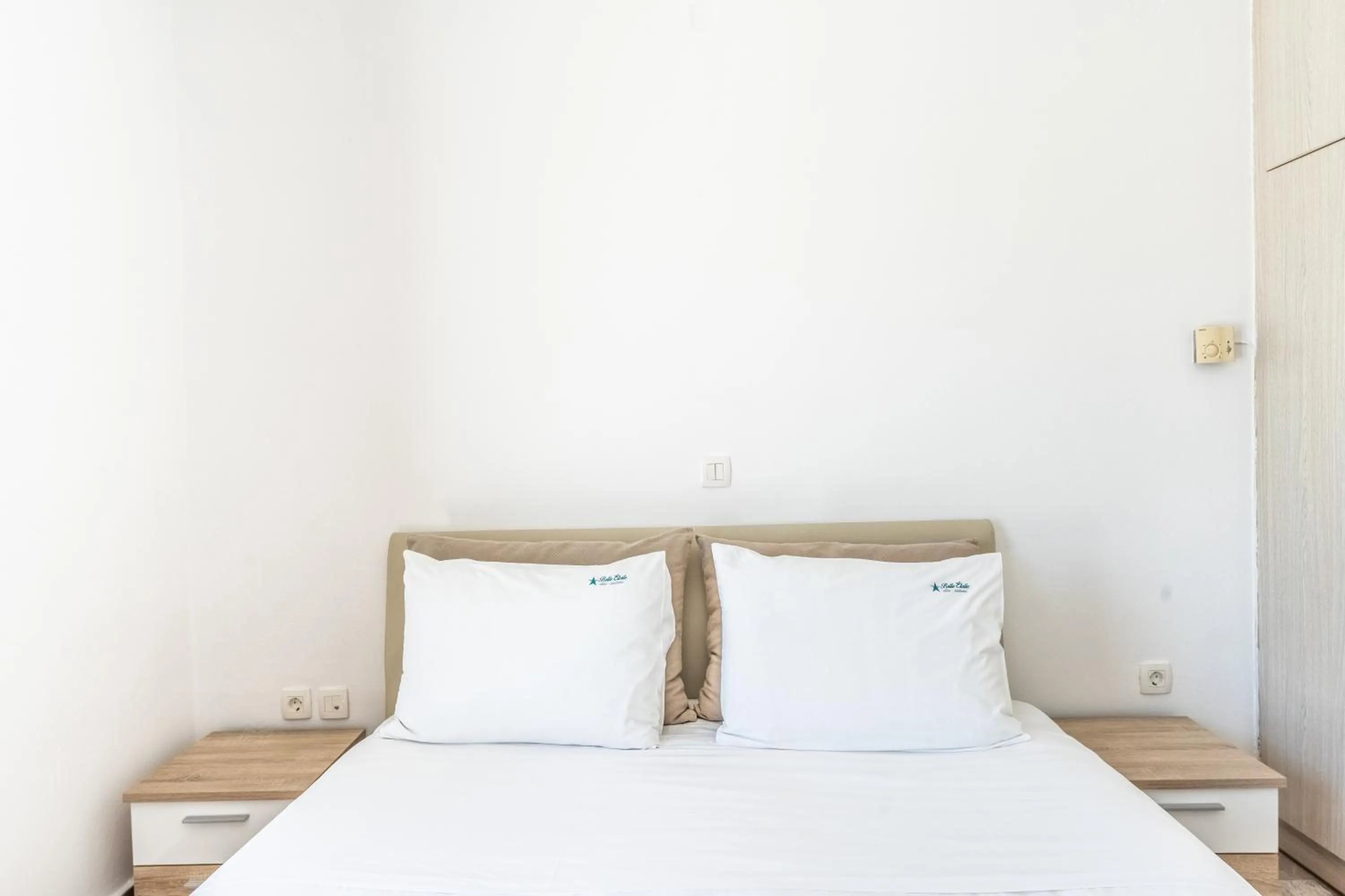 Bed in Belle Etoile Villas