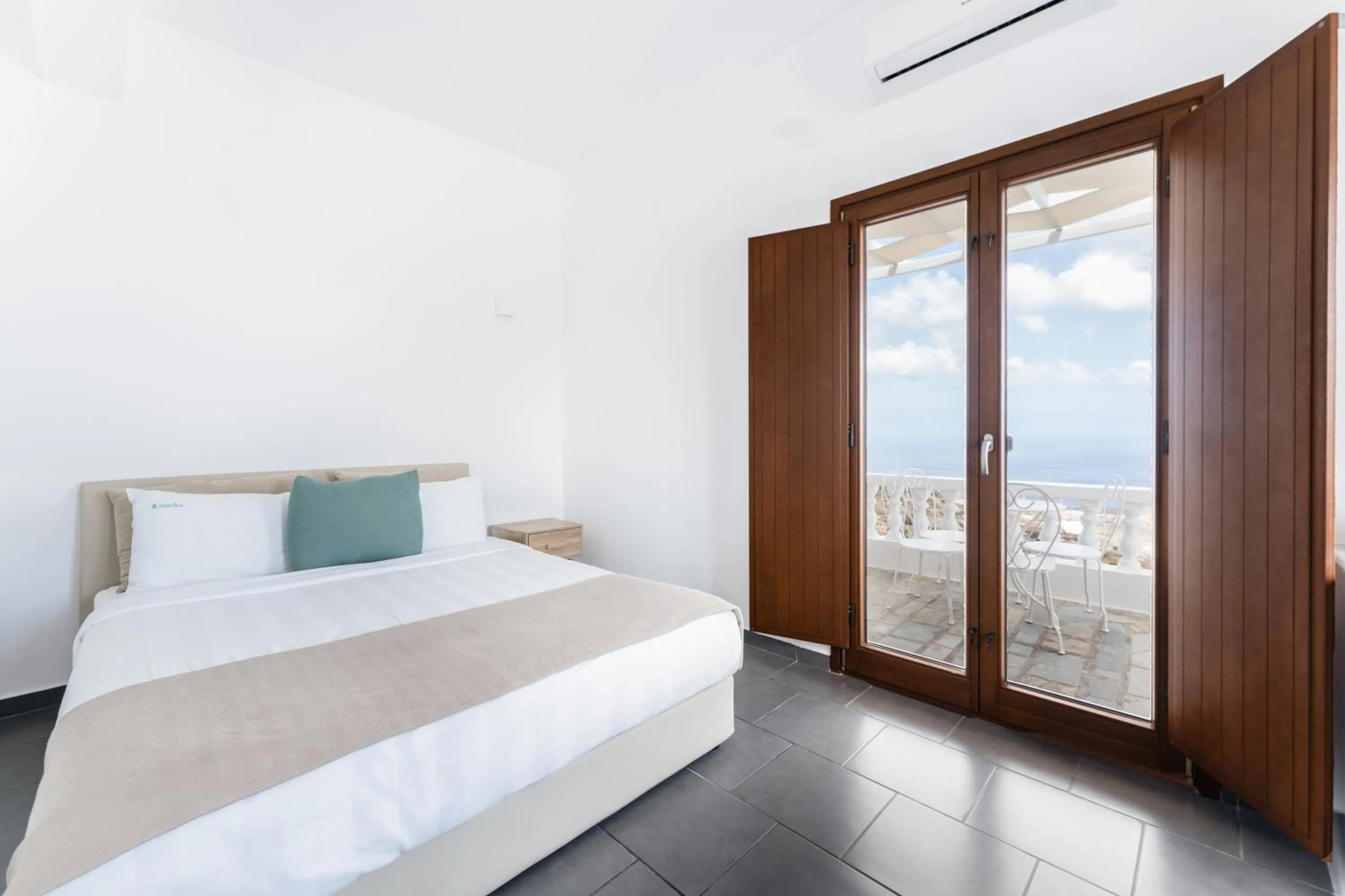 Bed in Belle Etoile Villas