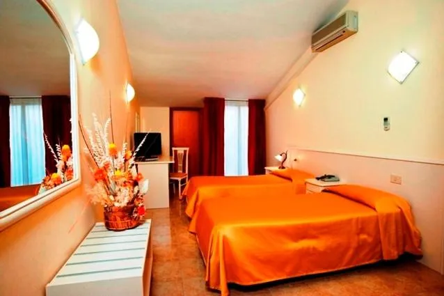 Bedroom, Bed in Hotel Massimino