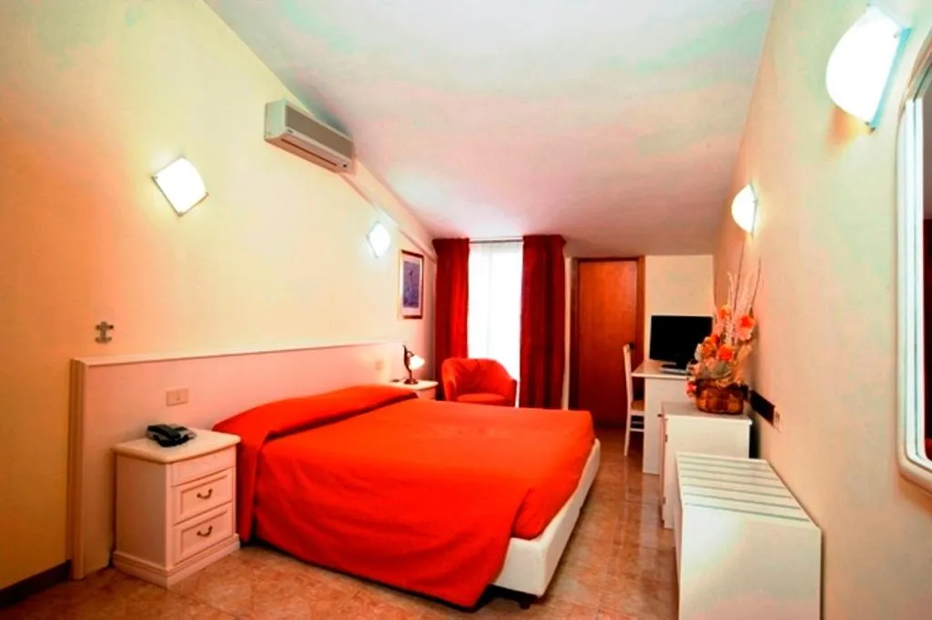 Bed in Hotel Massimino