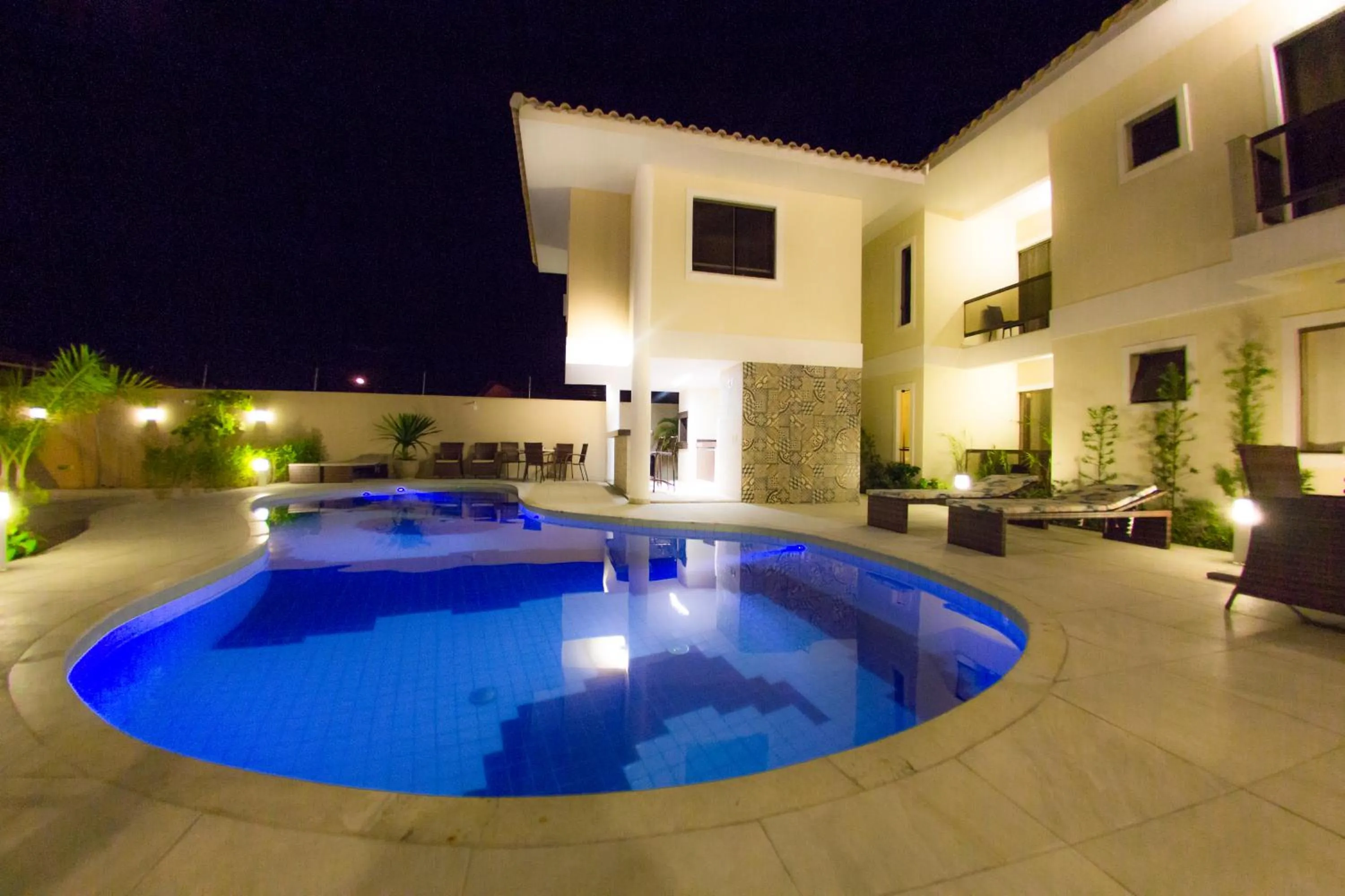 Night in Residencial Portinari LTDA