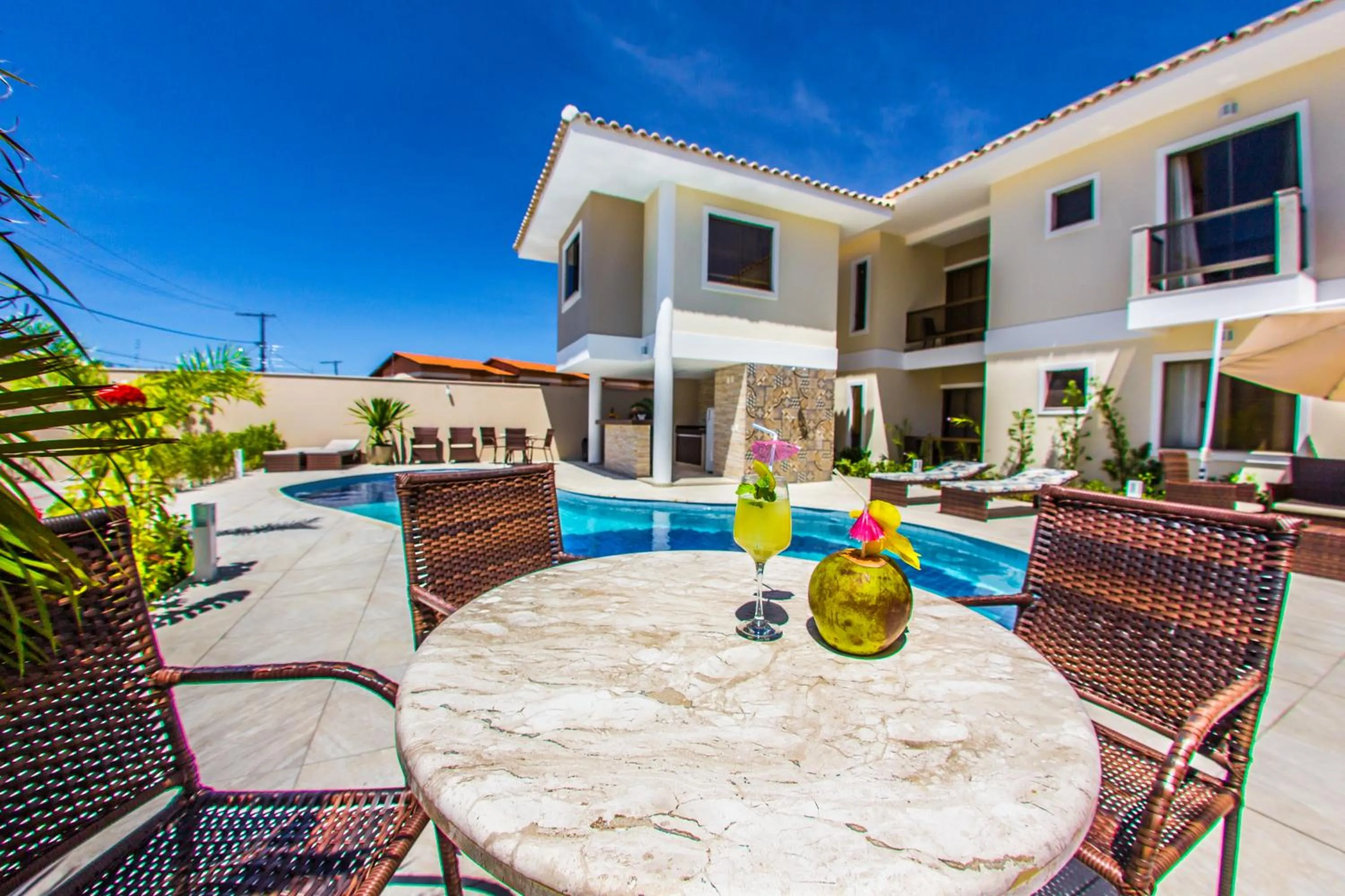 Swimming pool in Residencial Portinari LTDA