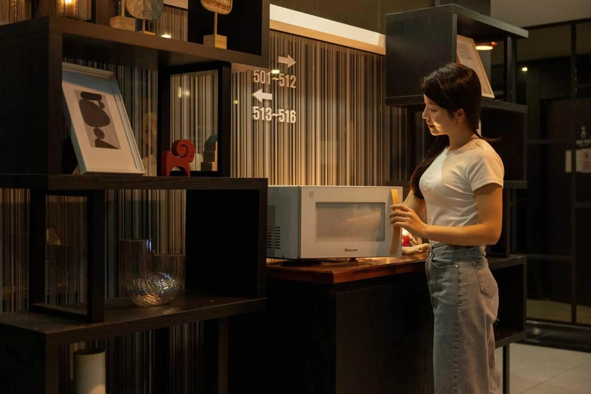 microwave in Hotel Moon Cheonan ShinBuldang