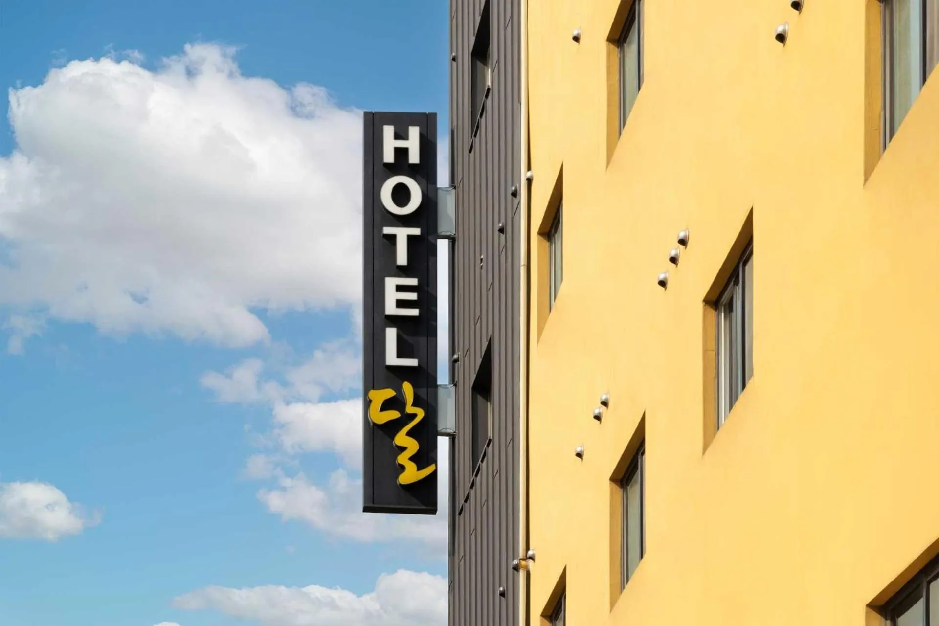 Property building in Hotel Moon Cheonan ShinBuldang