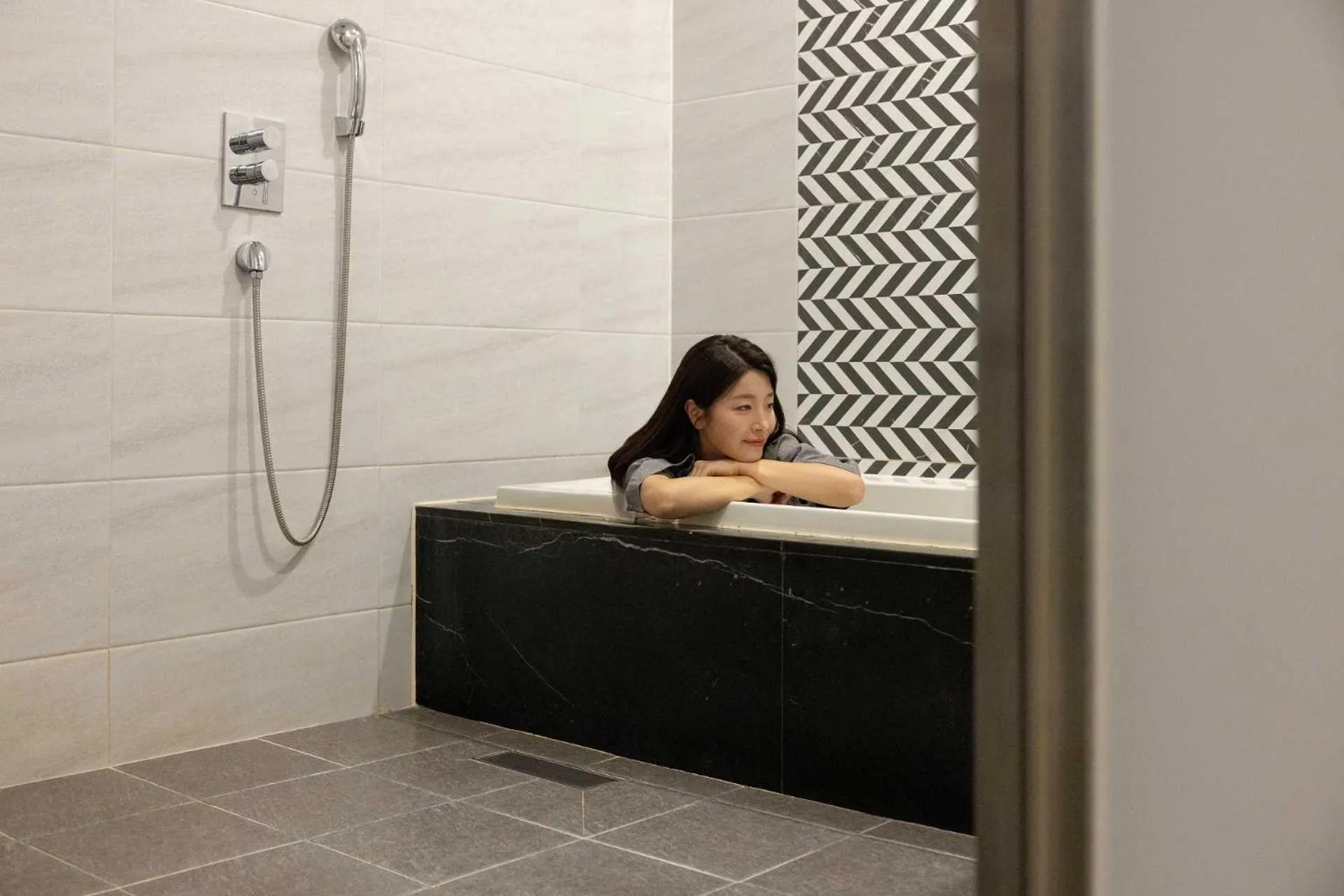 Hot Tub in Hotel Moon Cheonan ShinBuldang