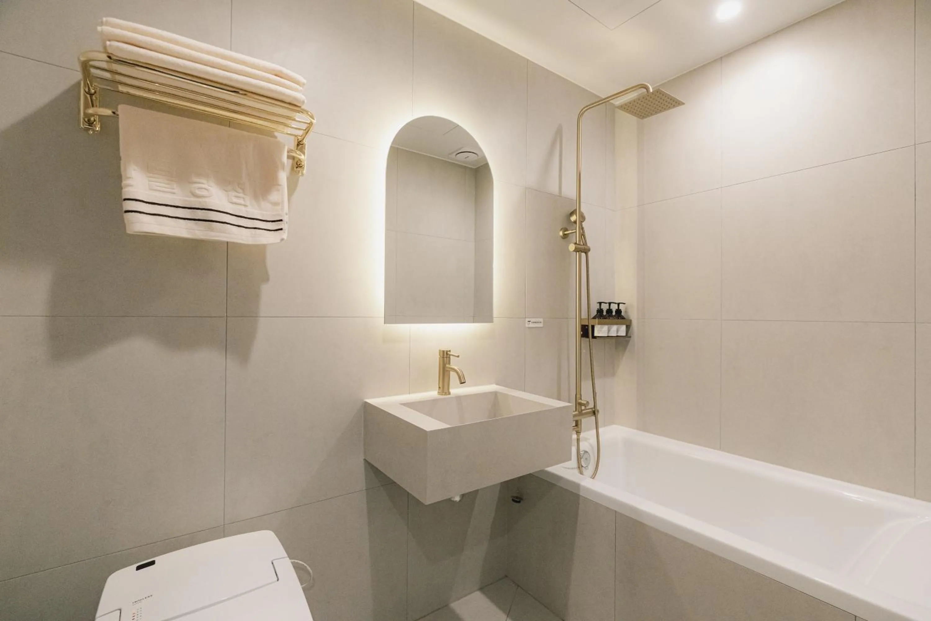 Shower in Cheonan Buldang Hound Hotel