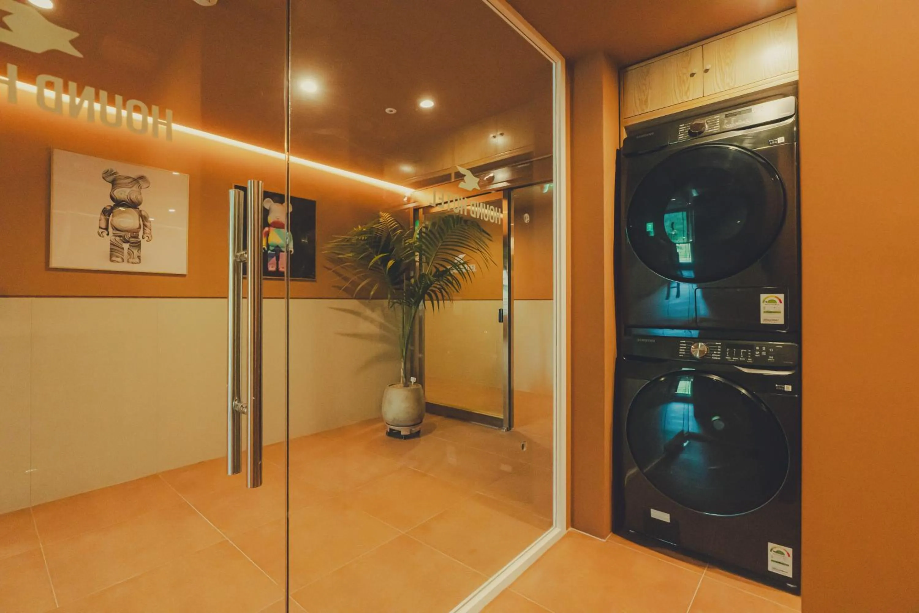 Cheonan Buldang Hound Hotel