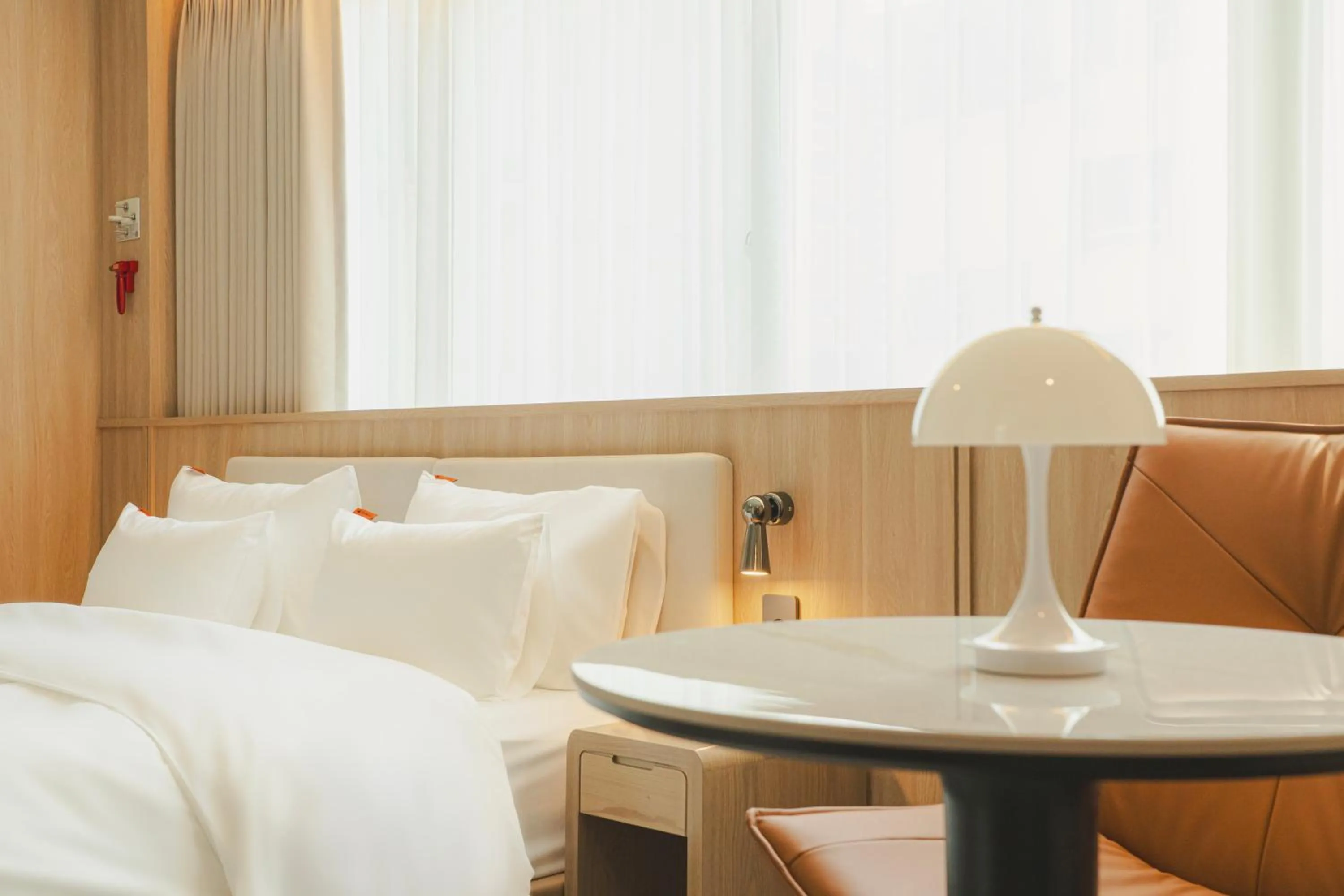 Bed in Cheonan Buldang Hound Hotel